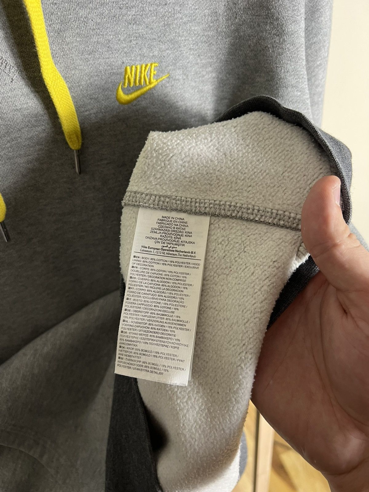 Nike Nike Hoodie Vintage Grey and Yellow Y2K Size US M / EU 48-50 / 2 - 6 Thumbnail
