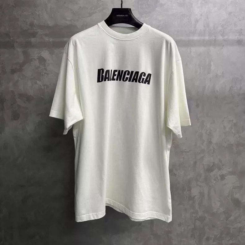 Balenciaga Balenciaga White ripped monogram logo made of old round ne Size US S / EU 44-46 / 1 - 1 Thumbnail