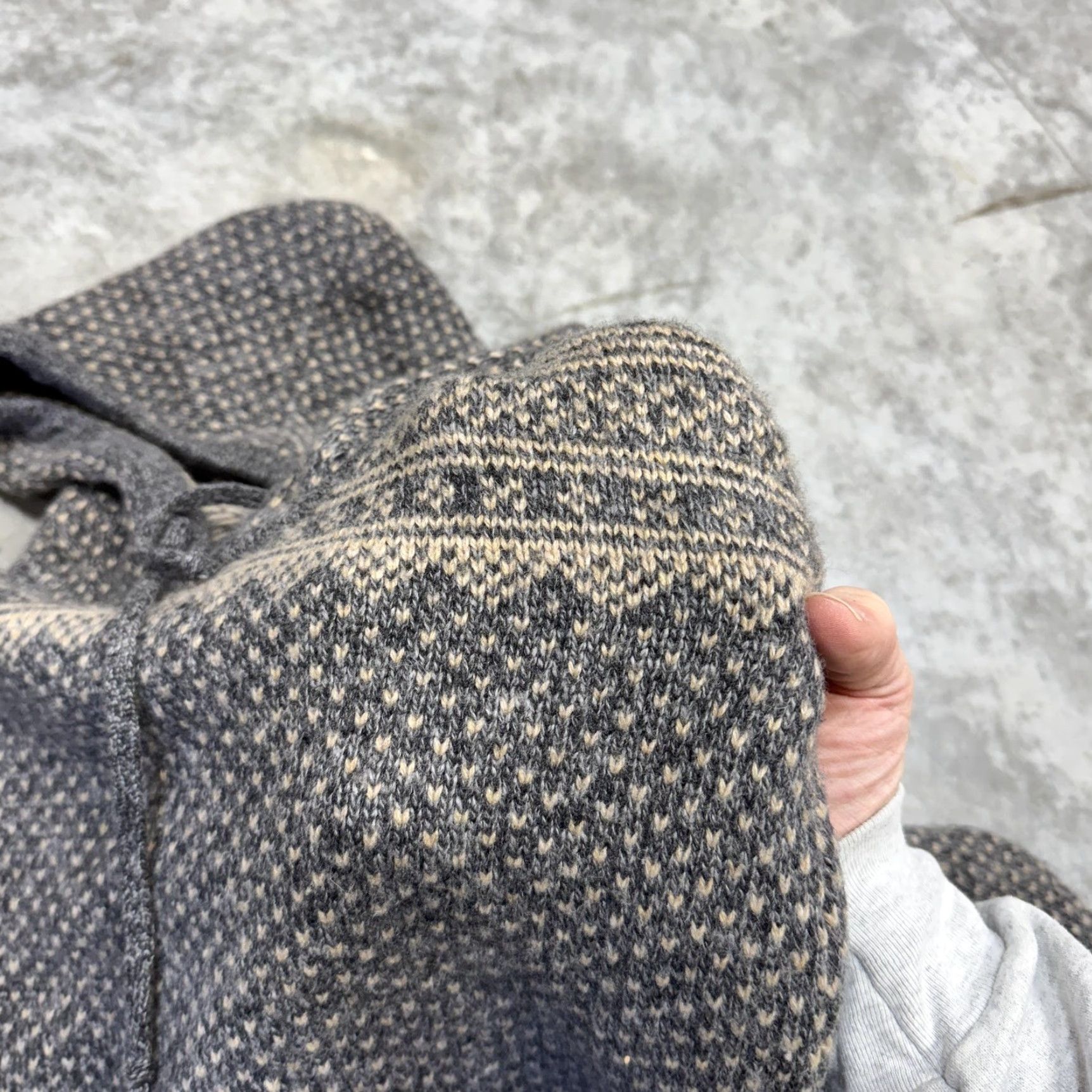 Vintage J. Crew Mercantile Sweater Mens Large Gray Fair Isle Hooded Knit Wool Pullover Size US L / EU 52-54 / 3 - 3 Thumbnail