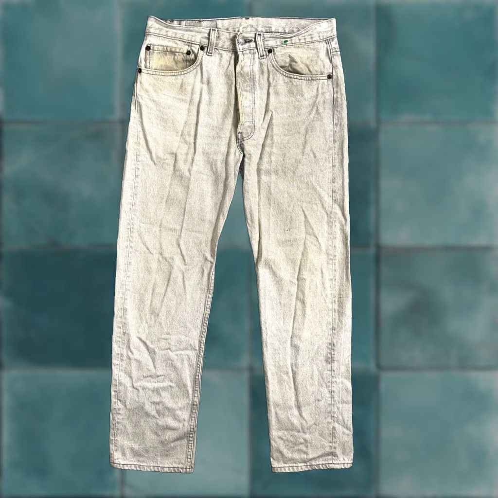Levi's VINTAGE Levi's 501 Jeans Men 31 Gray Light Wash 90s Straight Leg Denim Cotton Medium Rise Size US 31 - 1 Thumbnail