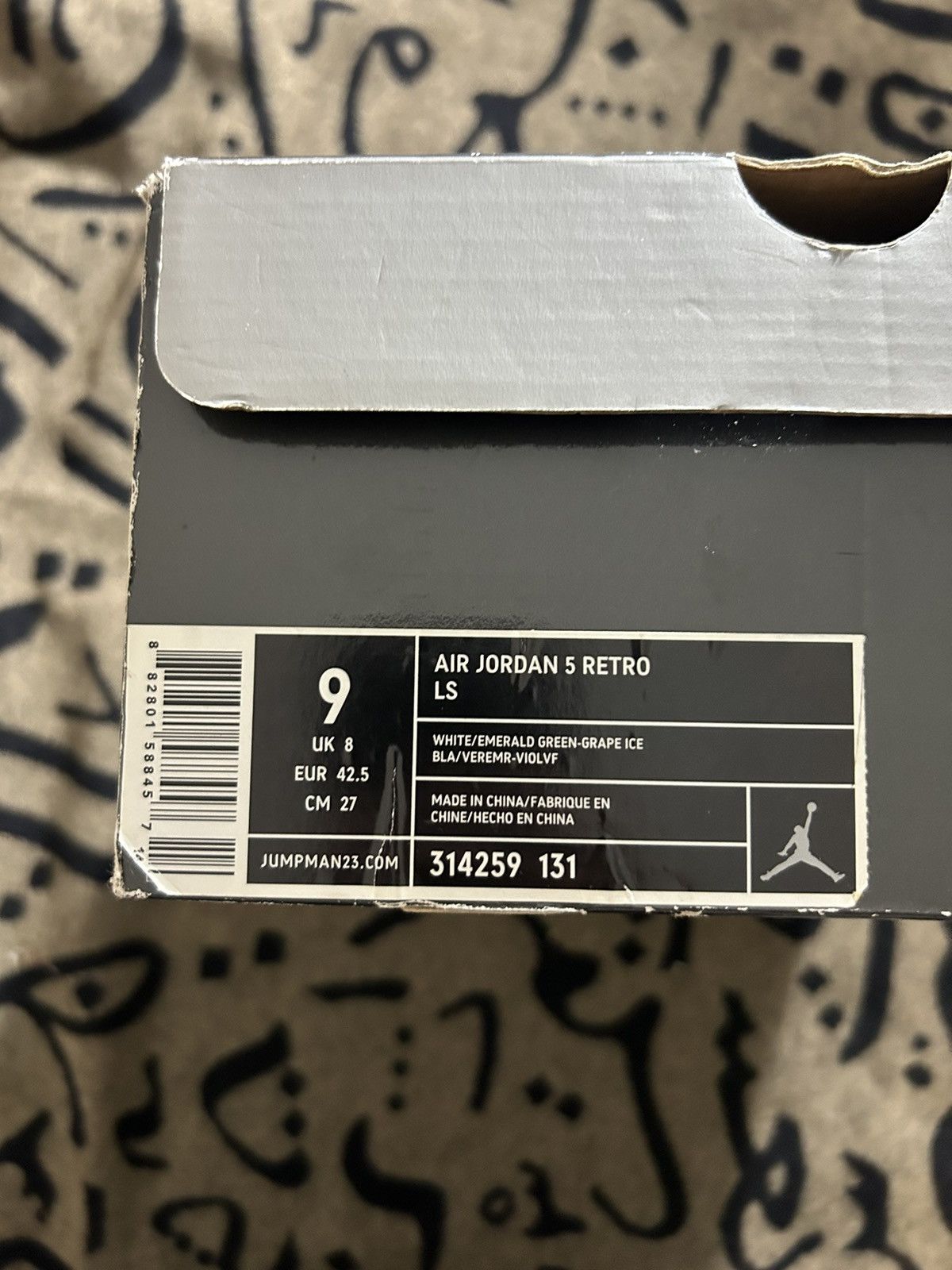 Jordan Brand 2006 DS Air Jordan V (5) LS “Grape” Size US 9 / EU 42 - 21 Thumbnail