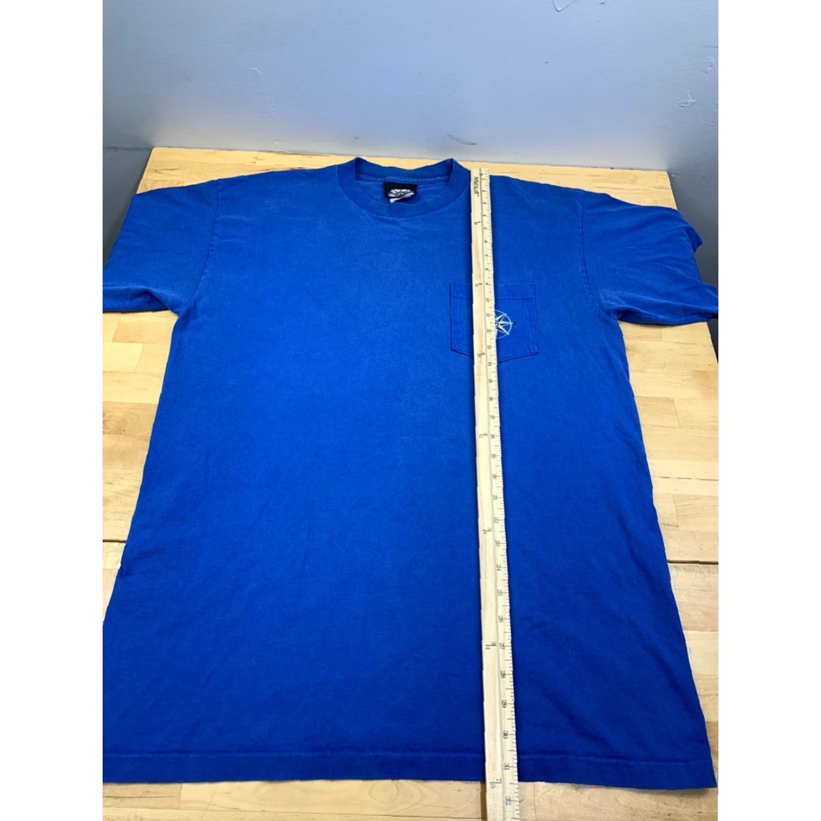 Marlboro VINTAGE Marlboro Shirt Men's L Blue Short Sleeve Pocket 90s Ski Graphic Print T-Shirt Size US L / EU 52-54 / 3 - 5 Thumbnail