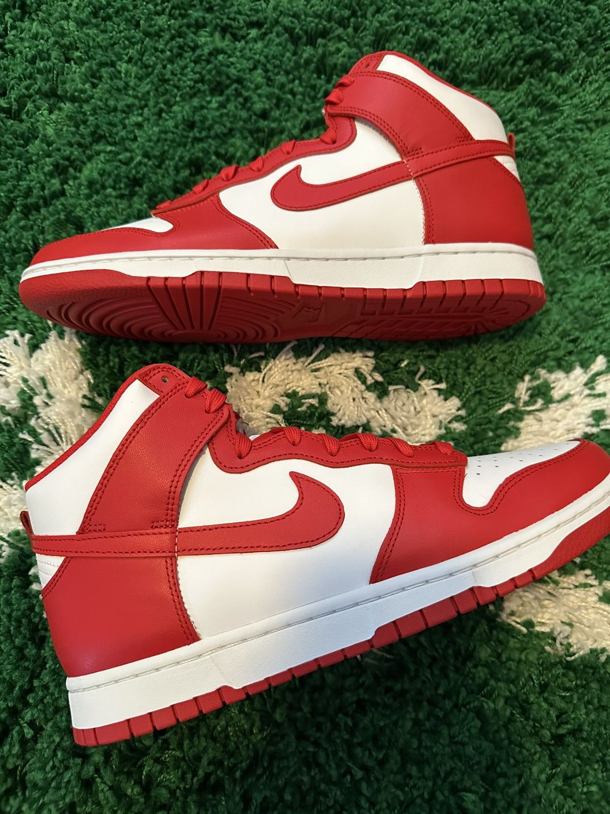 Nike Nike Dunk Hi Retro University Red 11 Size US 11 / EU 44 - 2 Thumbnail
