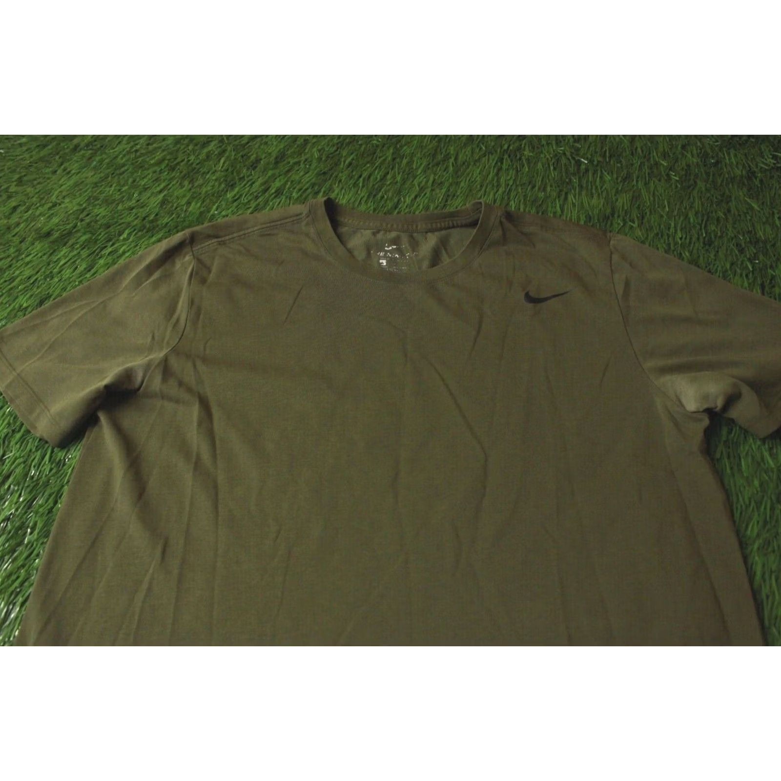 Nike Nike Dri-FIT Training T-Shirt Men XL Olive Jersey Short Sleeve 2018 Nike Dri-FIT 706625-395 Size US L / EU 52-54 / 3 - 2 Thumbnail