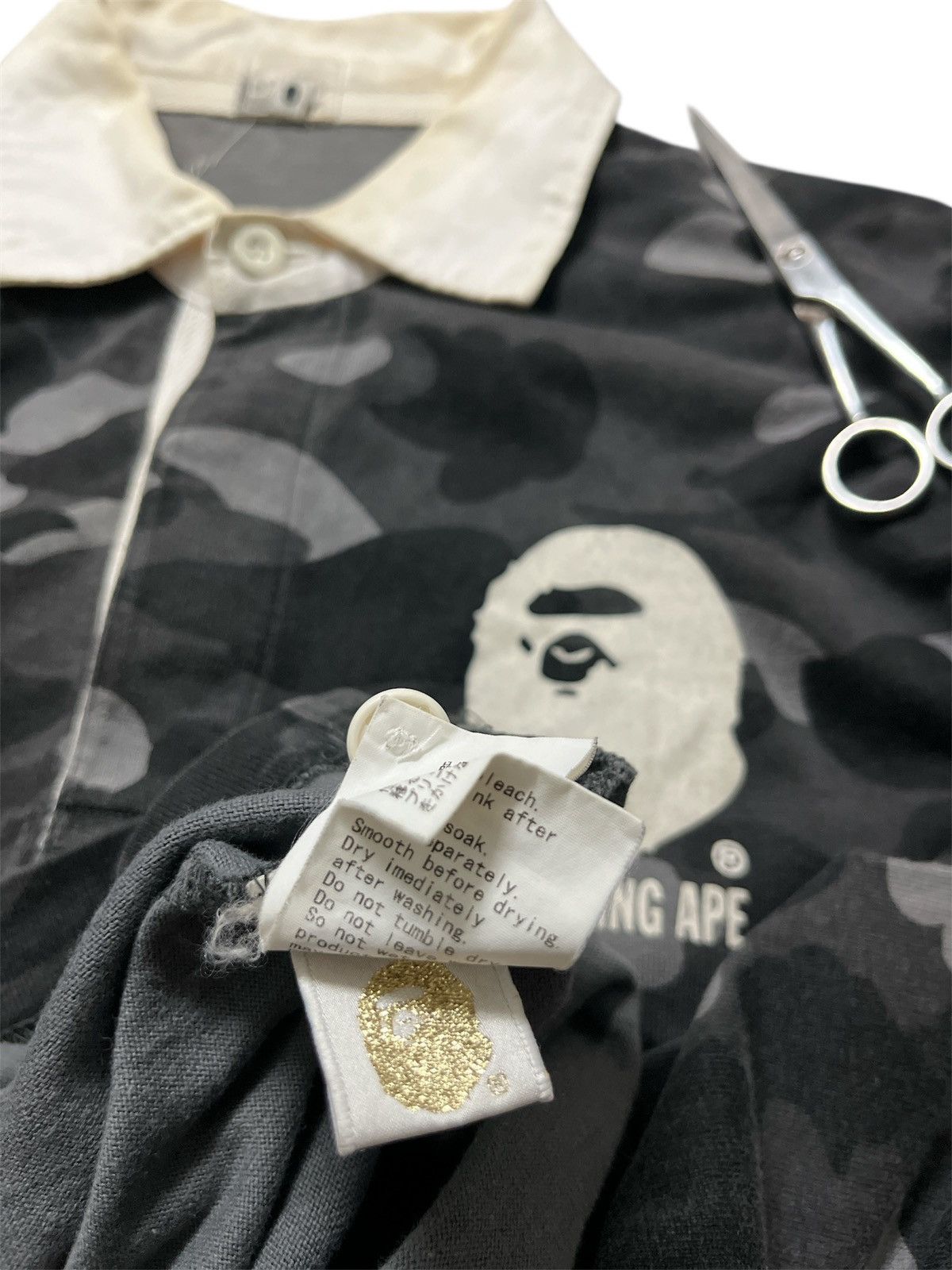 Bape A BATHING APE CAMO LONG SLEEVE POLO SHIRT Size US L / EU 52-54 / 3 - 7 Thumbnail