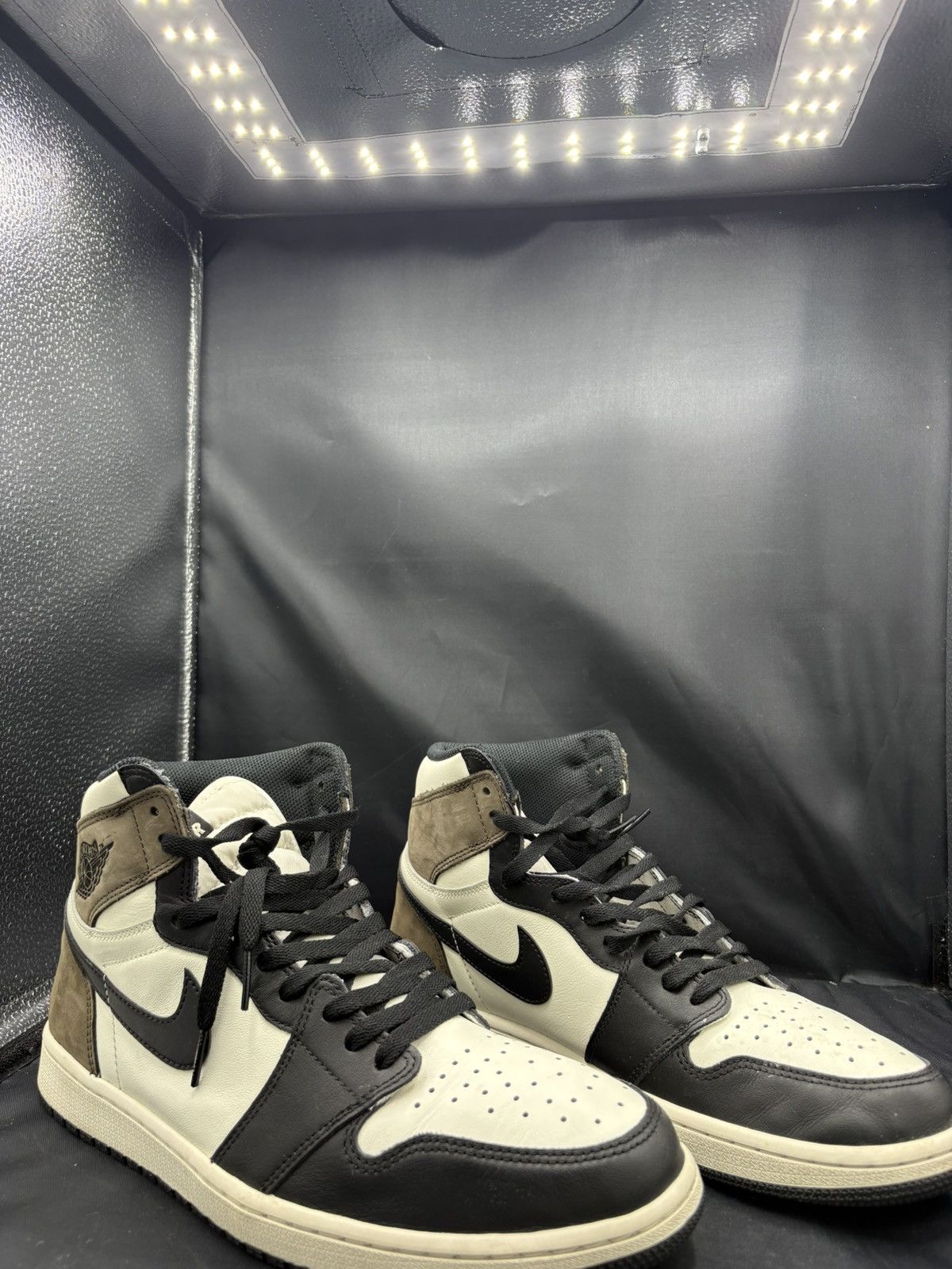 Jordan Brand Jordan 1 Mocha Size US 12 / EU 45 - 2 Thumbnail