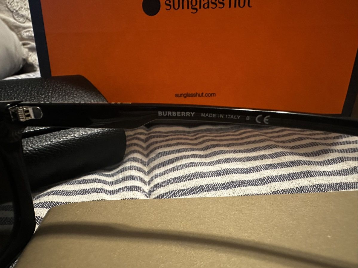 Burberry Burberry Sunglasses Camron BE4318 Size ONE SIZE - 7 Thumbnail