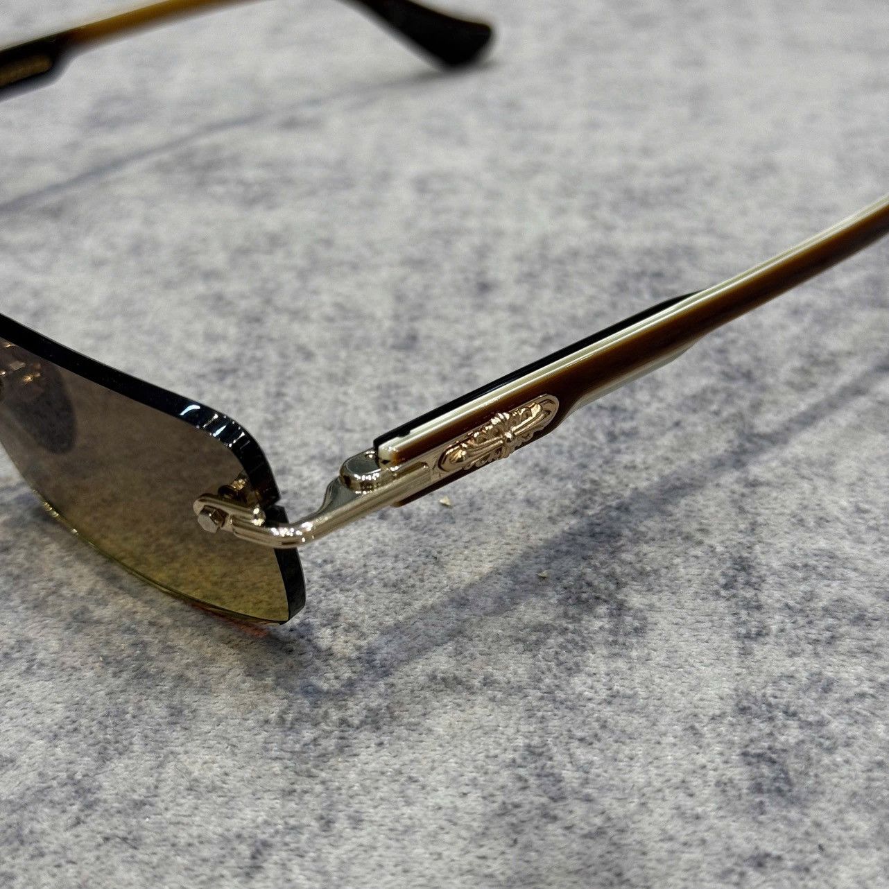 Chrome Hearts CHROME HEARTS DEEP I GOLD PLATED-BROWN BONE BROWN-SUN Size ONE SIZE - 2 Thumbnail