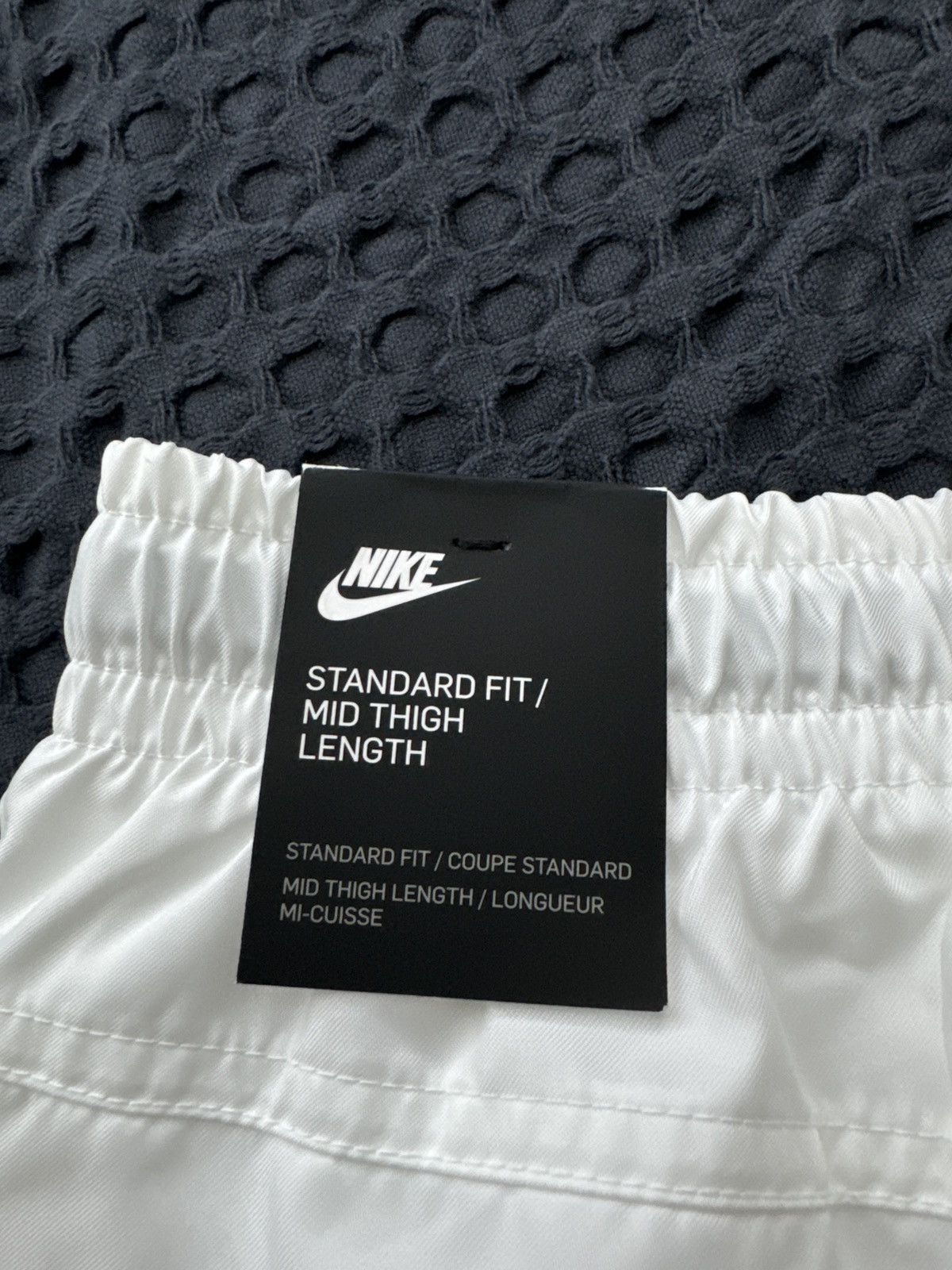Nike Nike Daisy Shorts Size US 34 / EU 50 - 4 Thumbnail
