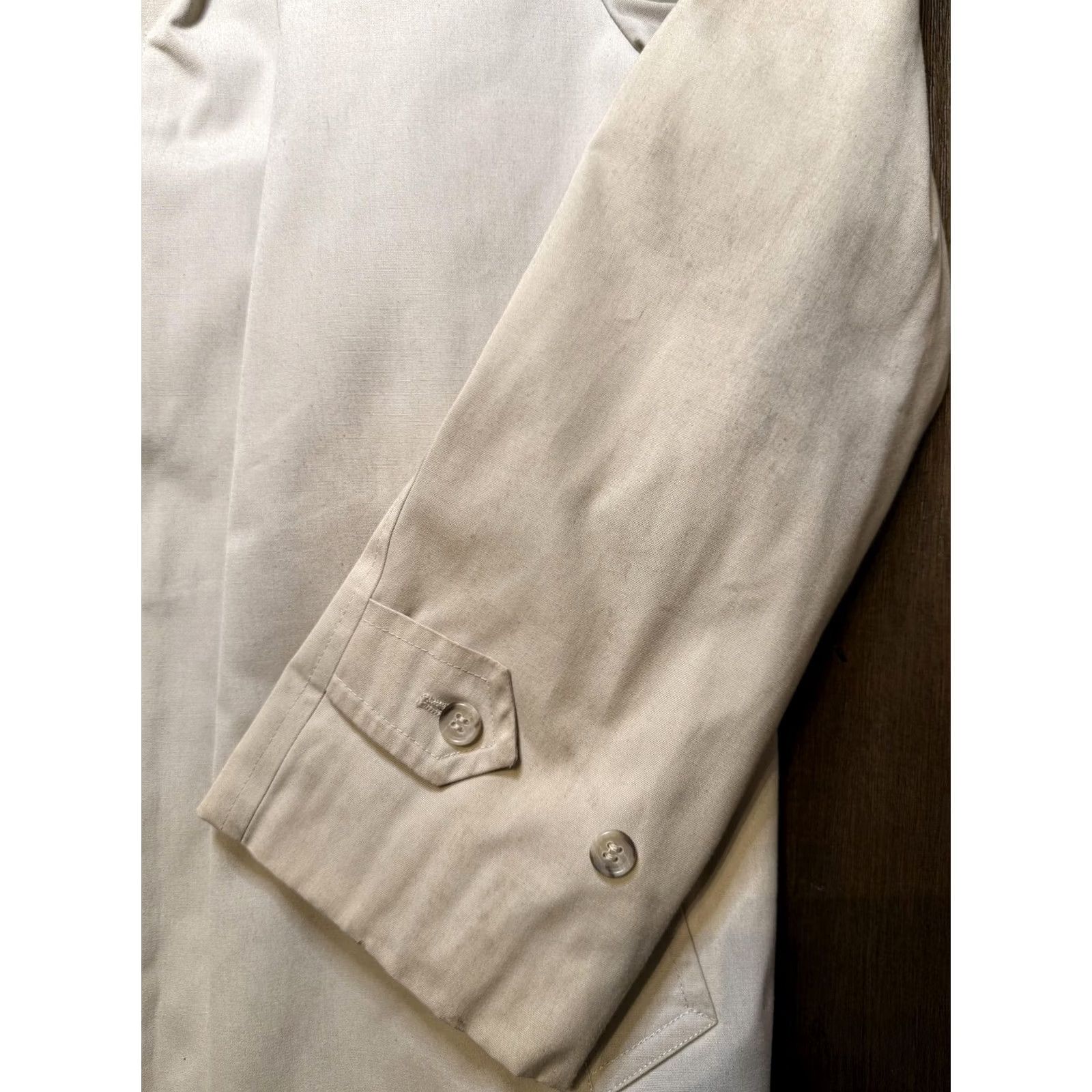 London Fog VINTAGE London Fog Maincoats Rain Coat Coat 42 Long Beige Zip Out Plush Liner Claeth Men Sons Girls? Size US XS / EU 42 / 0 - 4 Thumbnail