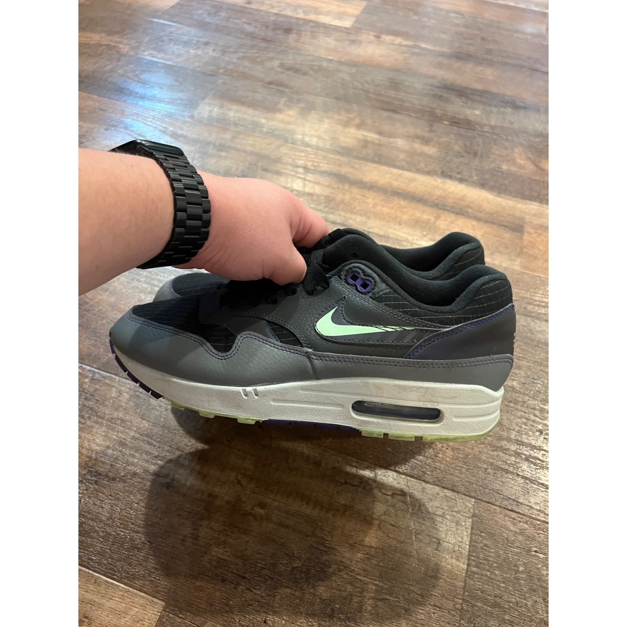 Nike Nike Air Max 1 SE Future Swoosh Pack Black Gray Run CT1624-0 Size US 9 / EU 42 - 10 Thumbnail