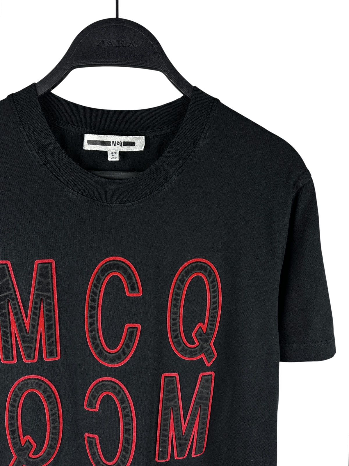Alexander McQueen Alexander McQueen Velvet 3D Logo T-Shirt Black Size US M / EU 48-50 / 2 - 3 Thumbnail