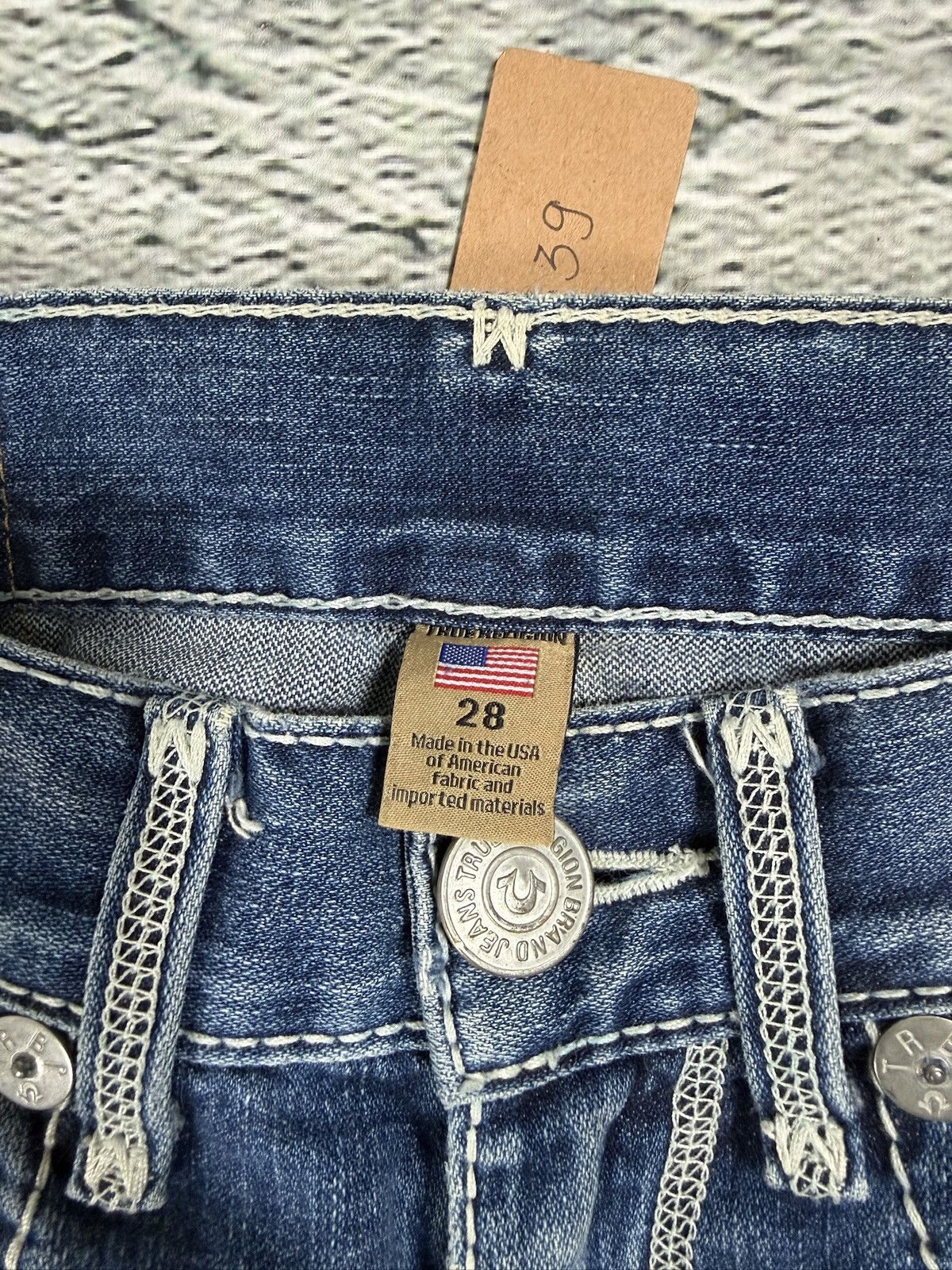True Religion True Religion Geno blue jeans white stitching Size US 28 / EU 44 - 6 Thumbnail