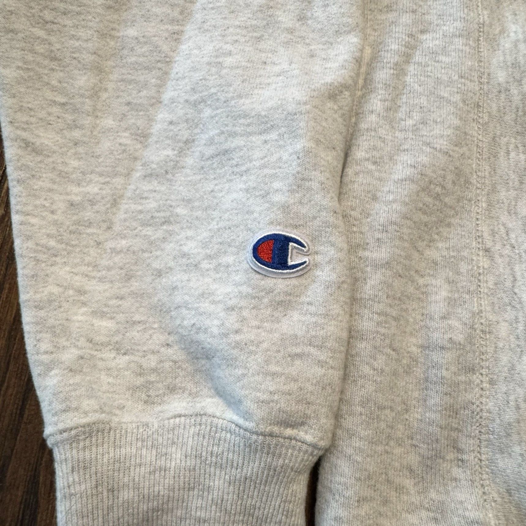 Champion VINTAGE Champion Sweatshirt Men Medium Gray Stone Harbor Crewneck Pullover Reverse Weave Graphic Print Logo USA 26" long by 22.5" Size US M / EU 48-50 / 2 - 7 Thumbnail