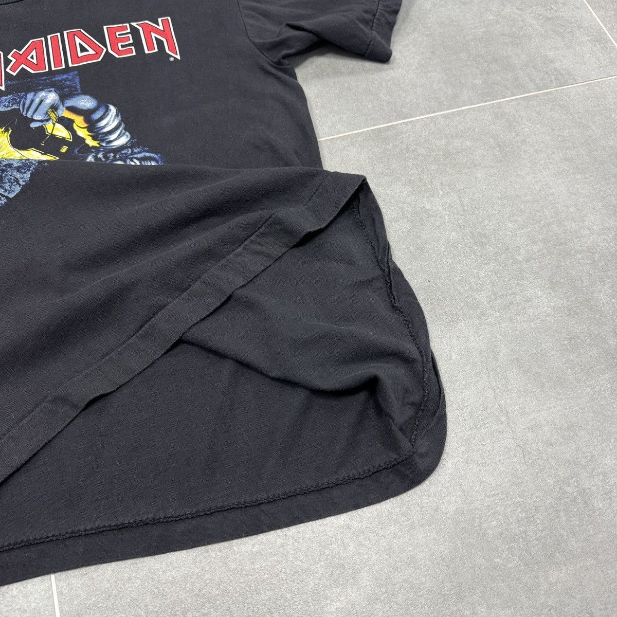 Iron Maiden × Vintage Vintage Iron Maiden 1990 Rare 90s T-Shirt Size L Size US L / EU 52-54 / 3 - 13 Thumbnail