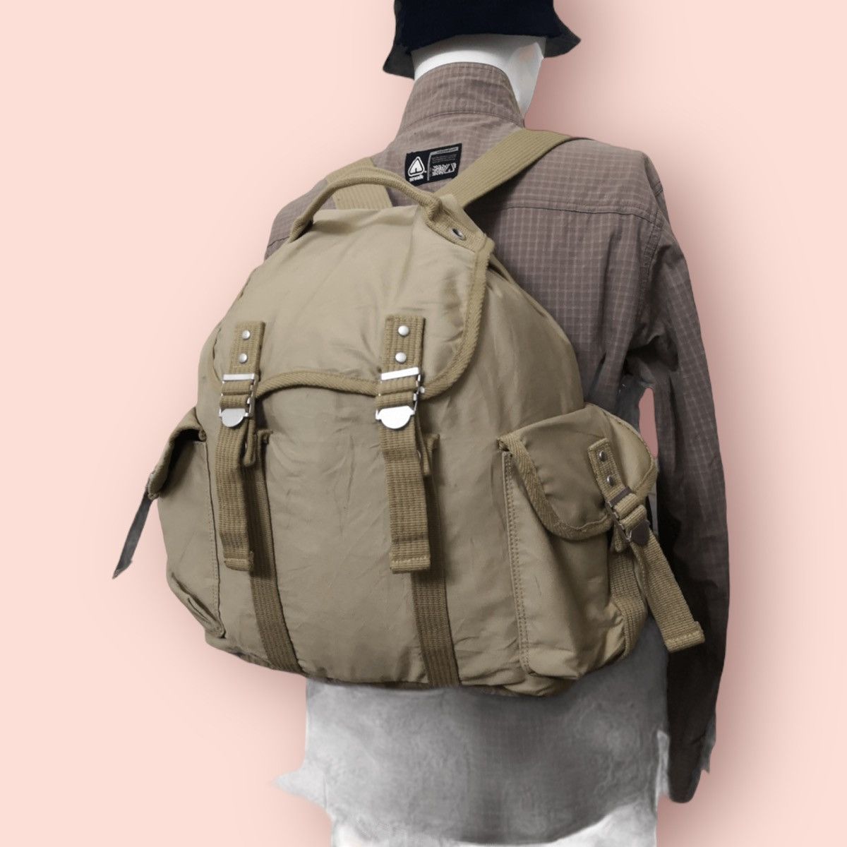 Jun Takahashi × Uniqlo ARCHIVAL UNIQLO ARMY STYLE BACKPACK /RUCKSACK Size ONE SIZE - 4 Thumbnail