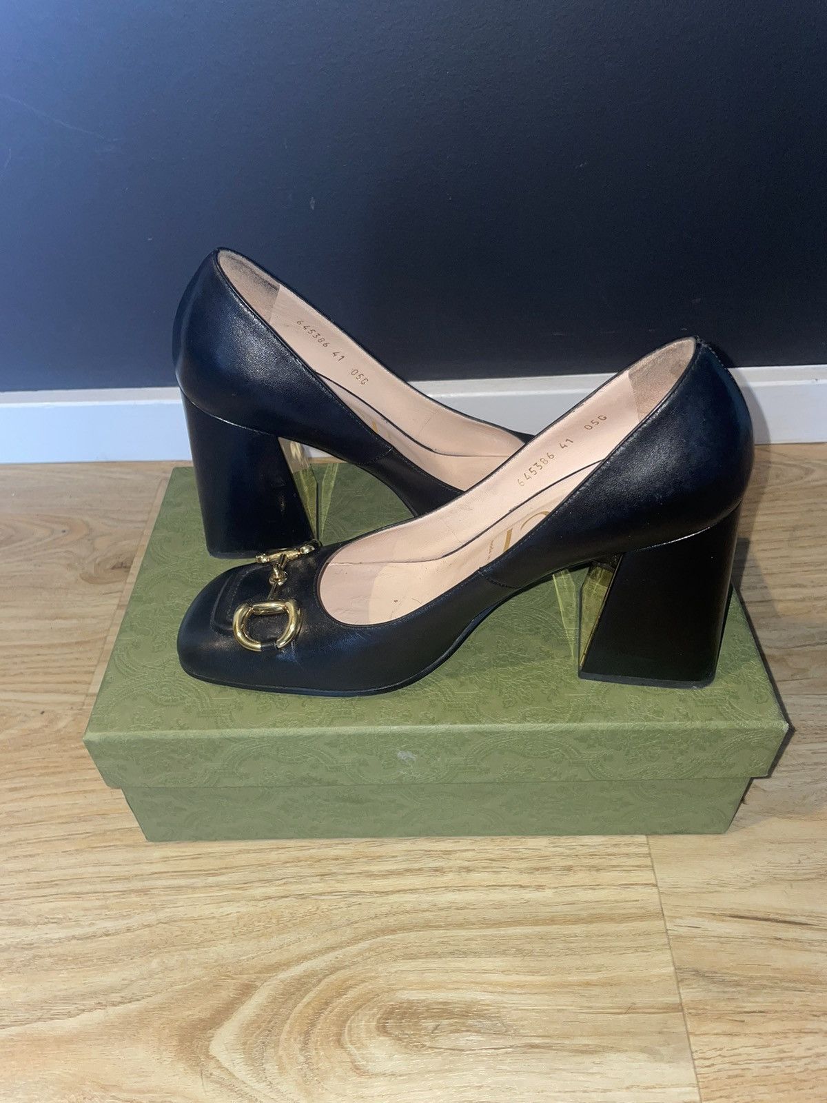 Gucci Black Gucci Pumps with the Horse and Gold Plated 4 inch Heel Size US 11 / IT 41 - 4 Thumbnail