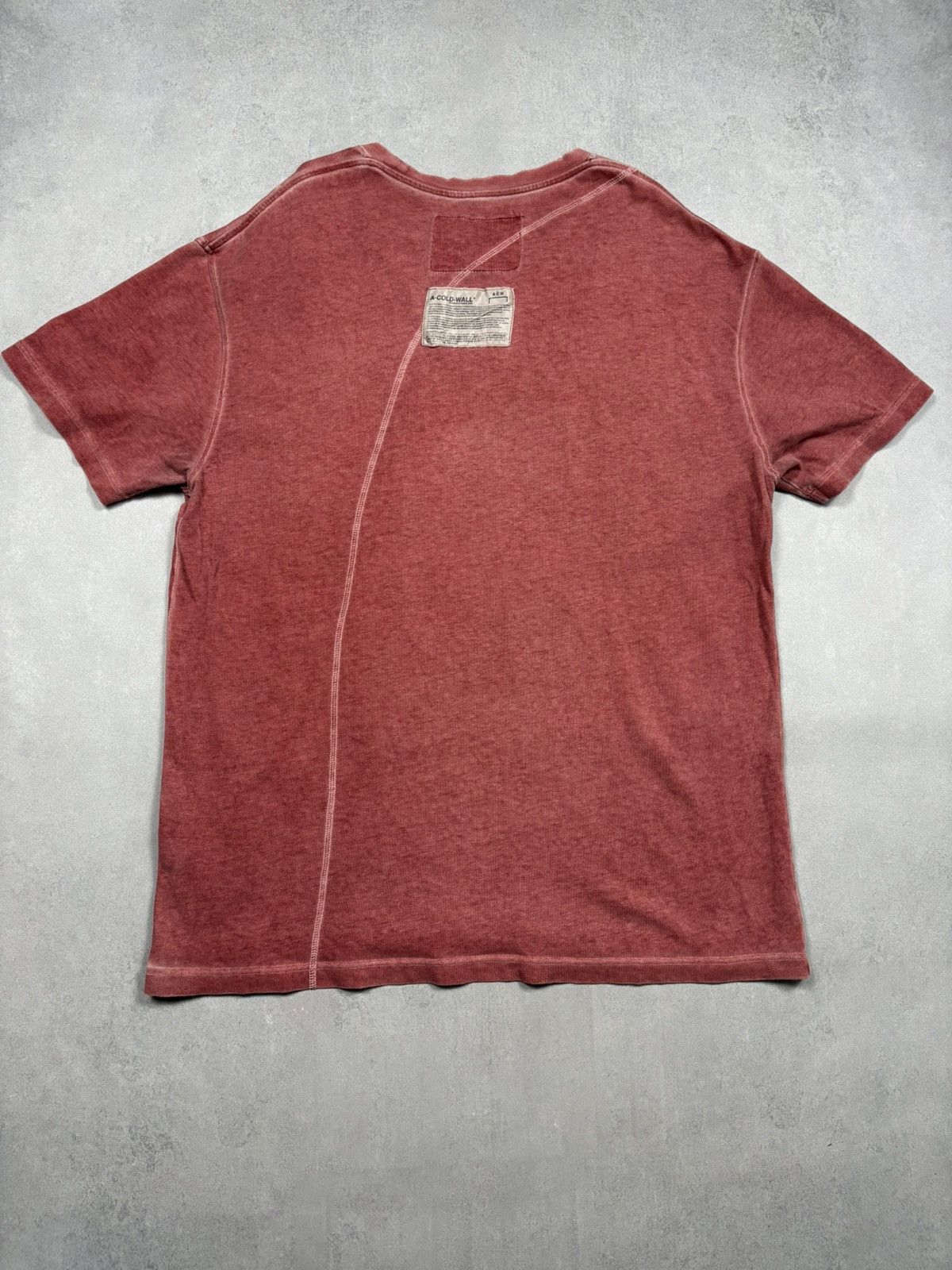 A-COLD-WALL* A-Cold-Wall Distressed T-Shirt Washed Red Asymmetric Seam Size US L / EU 52-54 / 3 - 2 Thumbnail