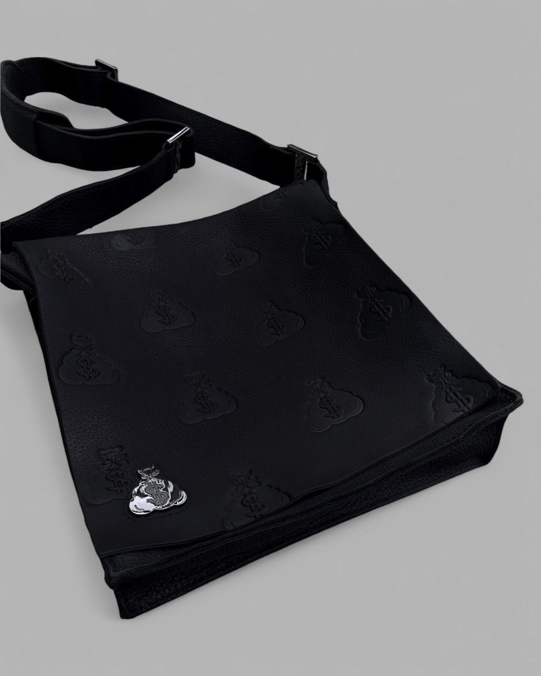 KISS KISS Rock Band Gene Simmons LE MONEY BAG $ Size ONE SIZE - 8 Thumbnail