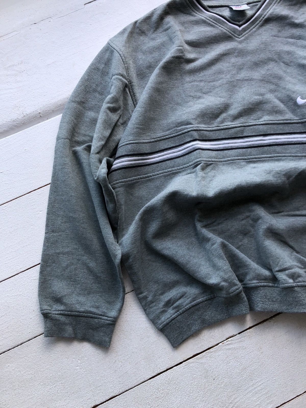 Nike Nike vintage 00s Big logo Sweatshirt Size US L / EU 52-54 / 3 - 3 Thumbnail