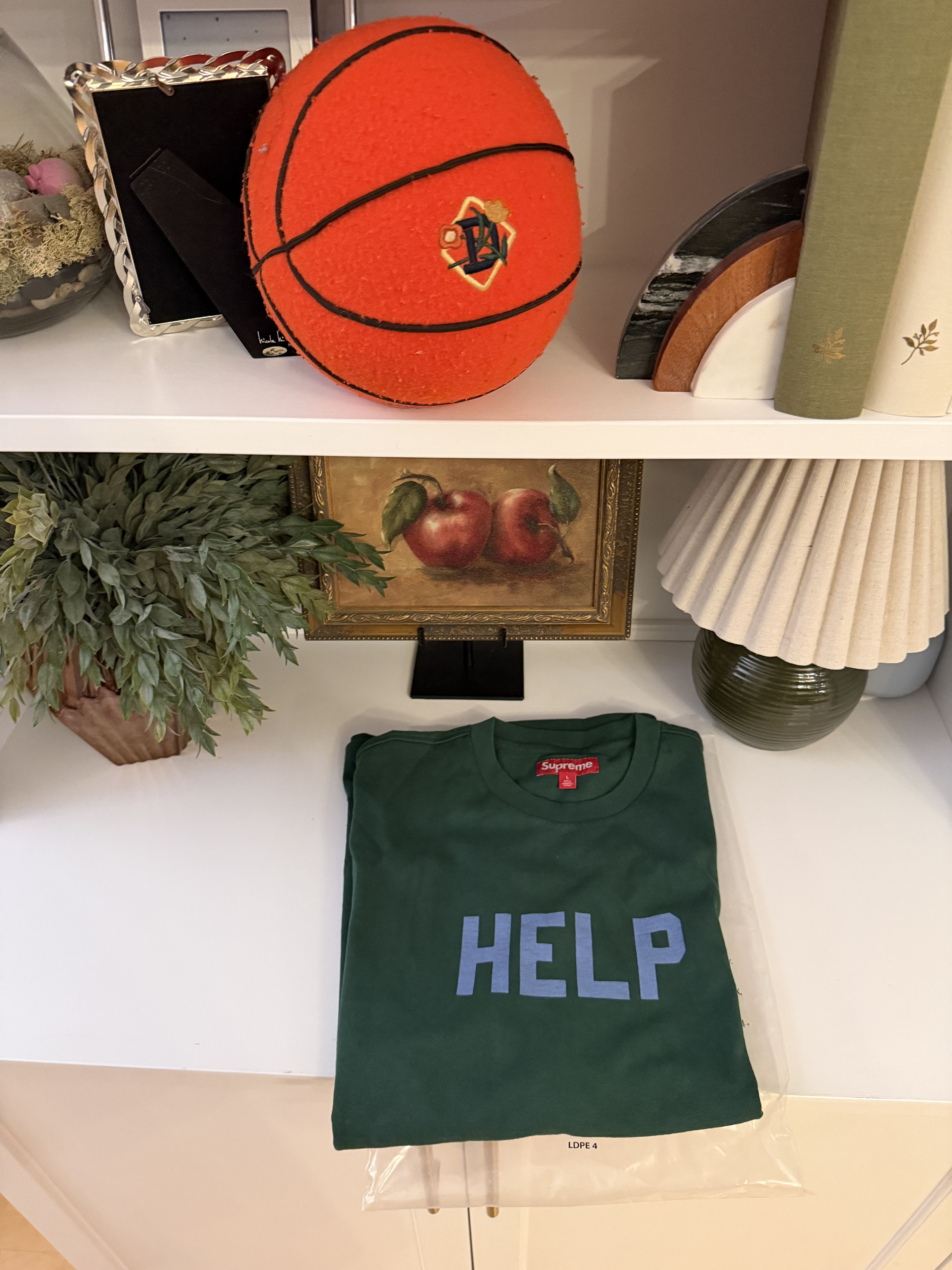 Supreme HELP SS Tee Dark Green Size US L / EU 52-54 / 3 - 1 Thumbnail