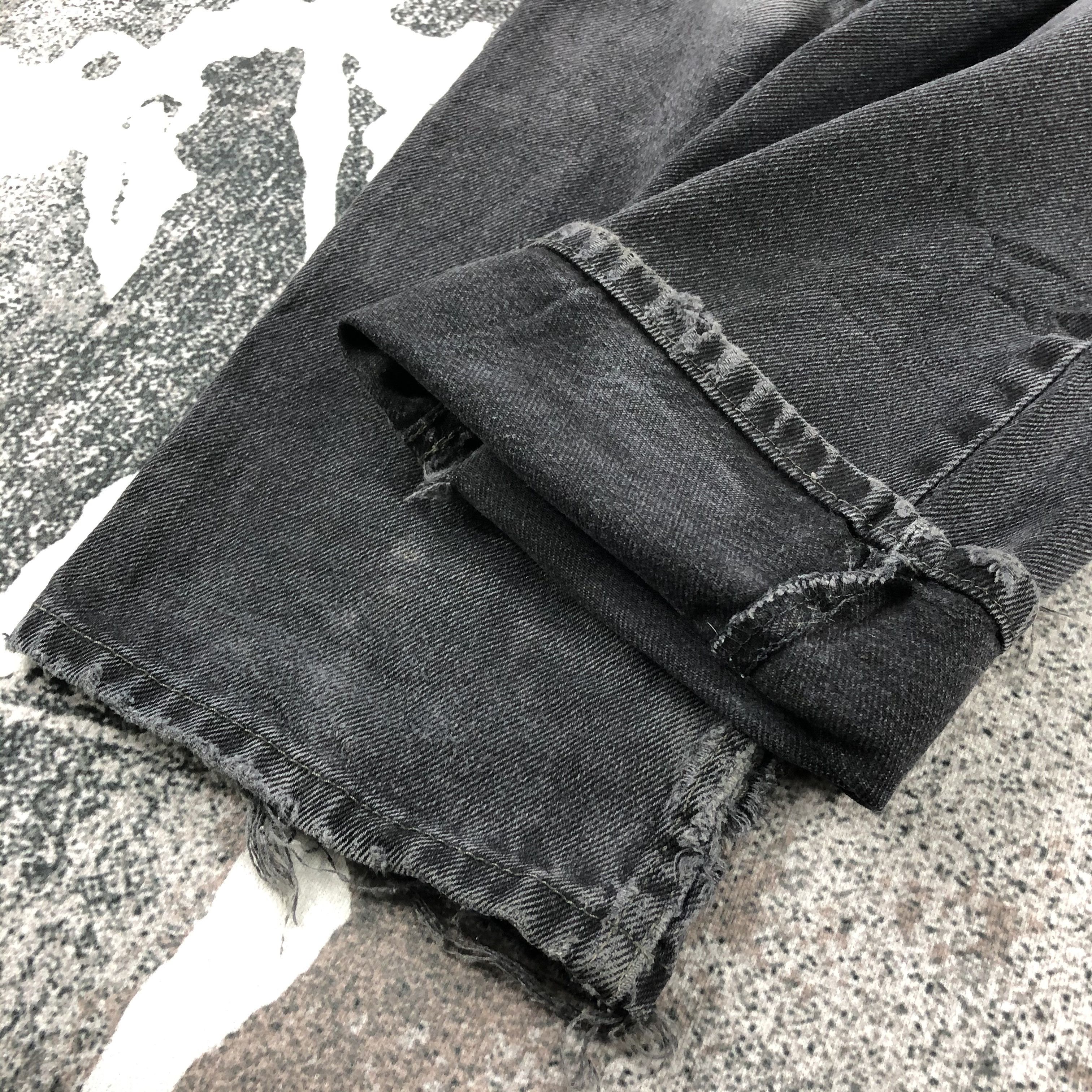 Levi's Vintage Levis 550 Jeans Faded Black Denim KJ971 Size US 31 - 7 Thumbnail