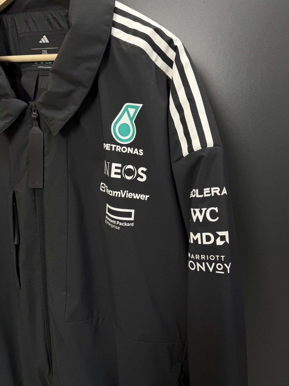 Mercedes-Benz Adidas Mercedes AMG Petronans Formula One Jacket Size XXL Size US XXL / EU 58 / 5 - 4 Thumbnail