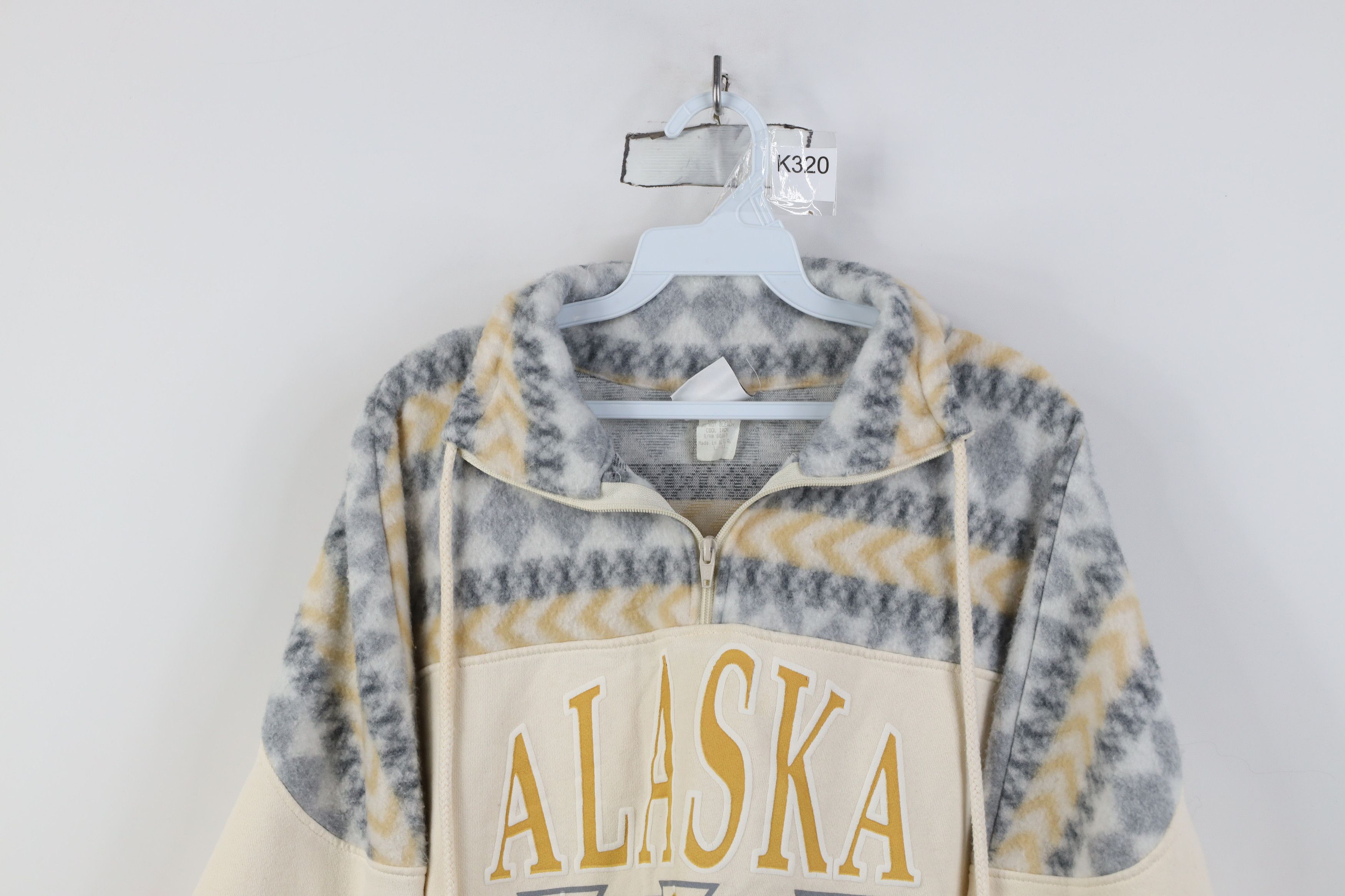 Vintage 90s Streetwear Alaska Half Zip Sweatshirt Cream USA