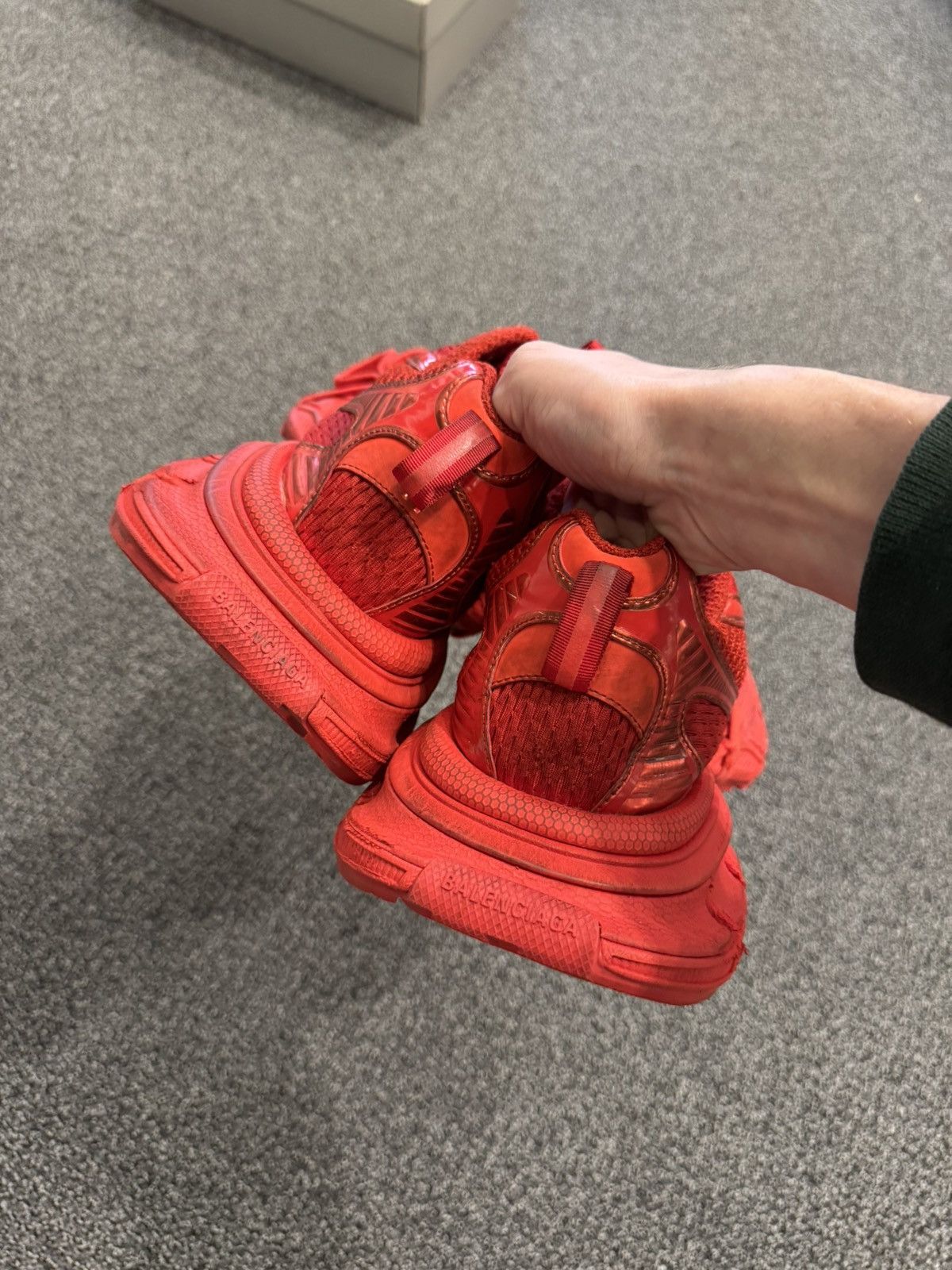 Balenciaga Balenciaga 3XL Red (US 10.5/11M) Size US 11 / EU 44 - 6 Thumbnail