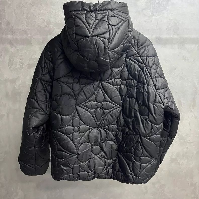 Louis Vuitton Louis Vuitton Black floral quilted jacket Nextarrow-2505 Size US S / EU 44-46 / 1 - 3 Thumbnail