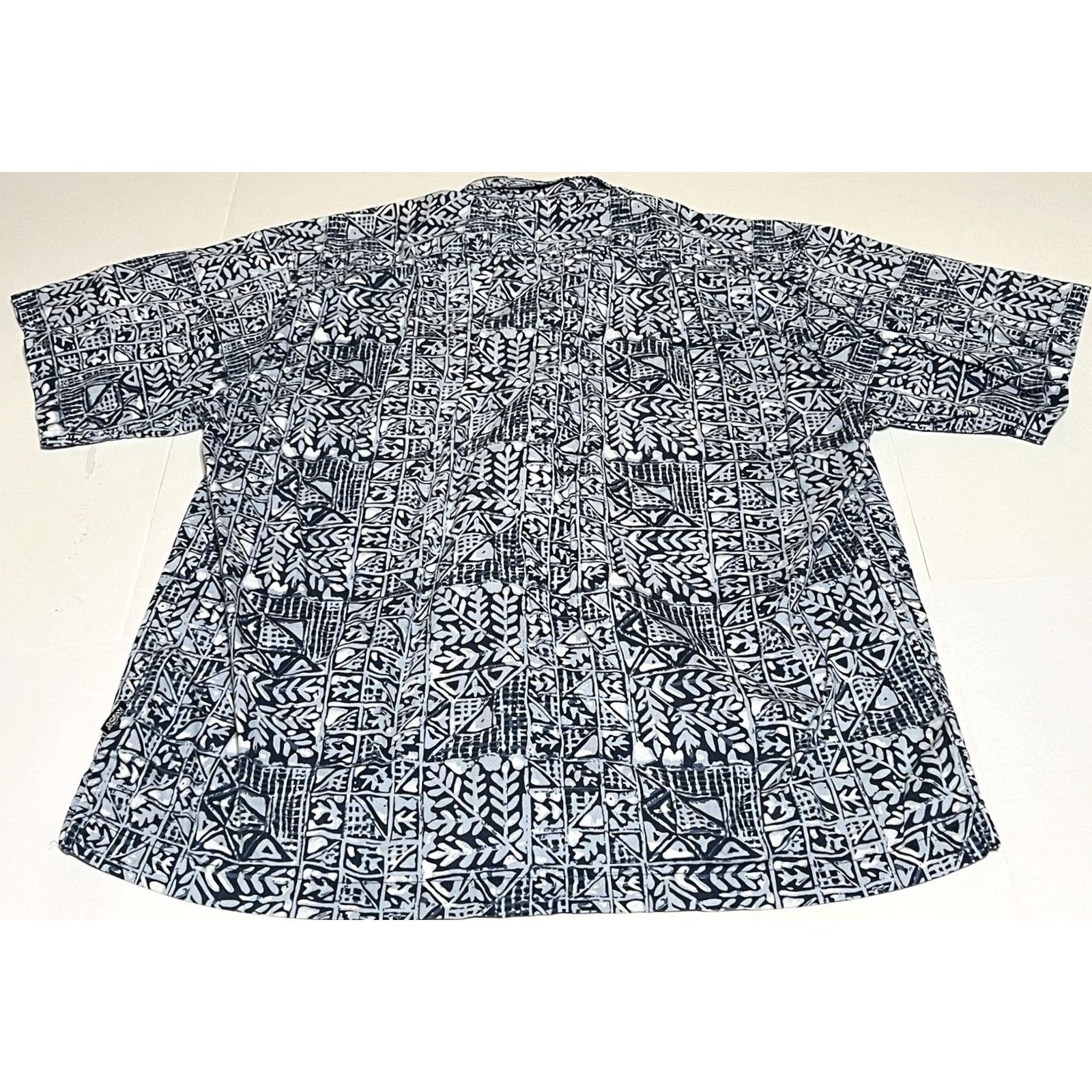 Ocean Pacific VINTAGE Ocean Pacific Button-Up Shirt Mens L Blue Hawaiian Floral 90s Boys? Size US L / EU 52-54 / 3 - 3 Thumbnail