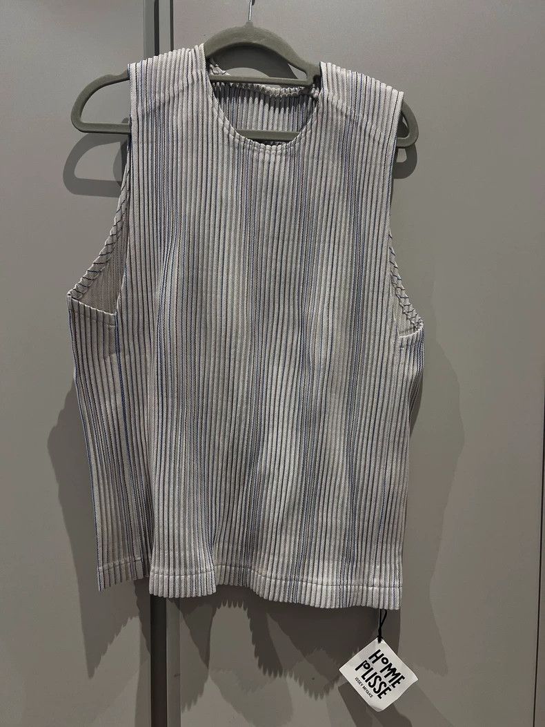 Issey Miyake Issey Miyake Light grey pleated vest Size M / US 6-8 / IT 42-44 - 1 Thumbnail