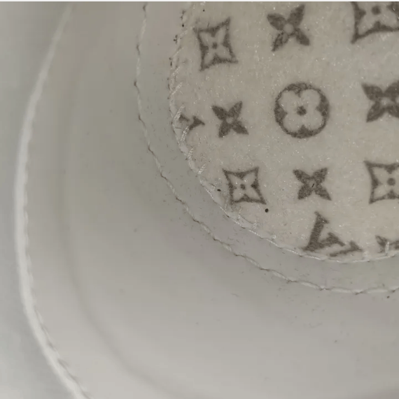 Louis Vuitton Louis Vuitton low-top shoes Size US 8 / EU 41 - 8 Thumbnail