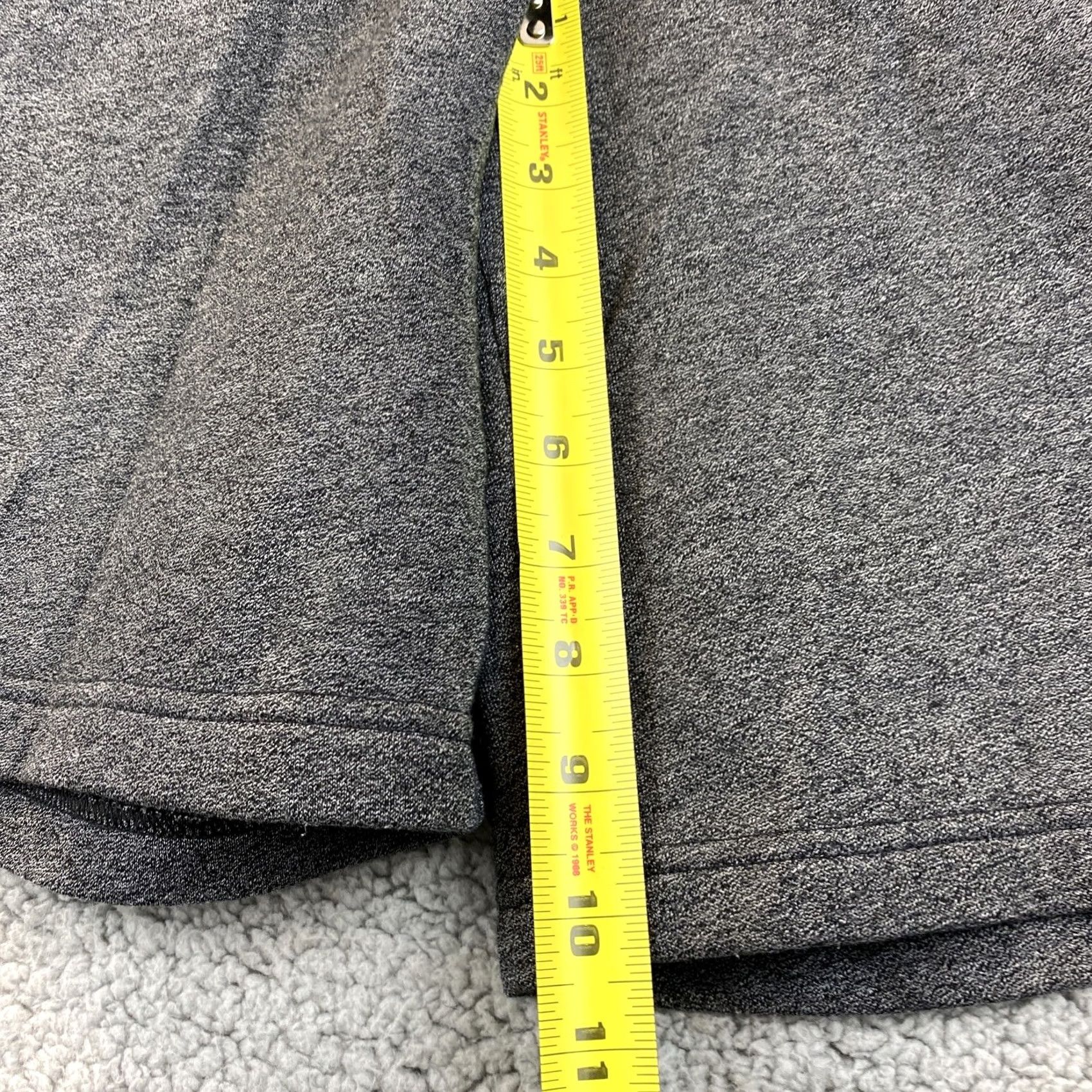 Champion Champion Shorts Men’s Small Gray Casual Basketball / 33-21 Mens Shorts Small Gray Flat Front 10 Inseam Pockets Logo Sweat Adapt Size US 27 - 5 Thumbnail