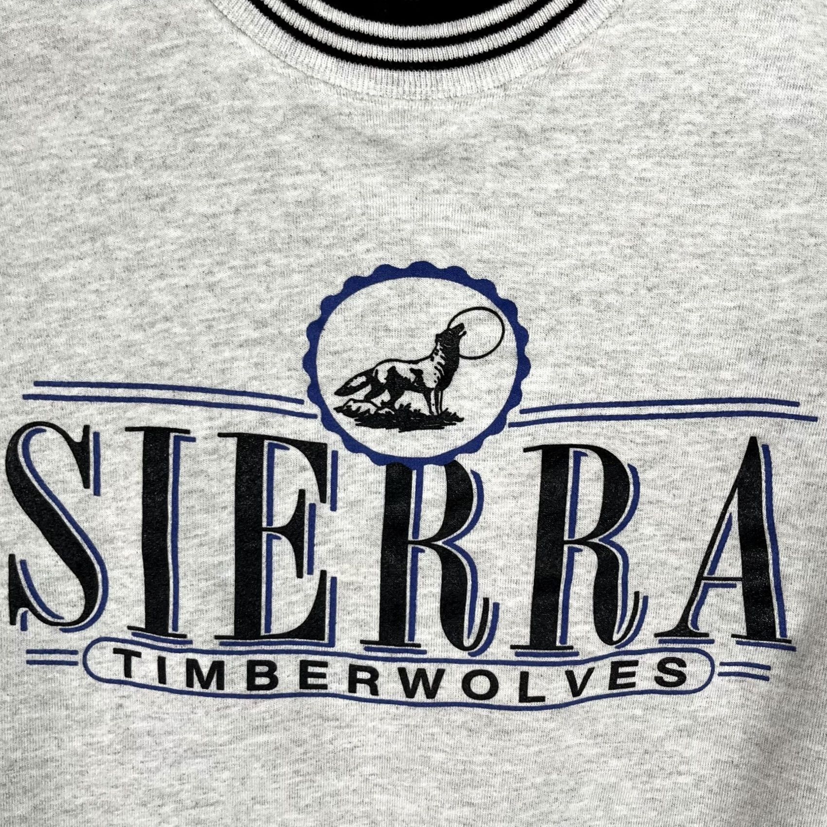 Vintage VINTAGE College House Sierra Timberwolves Sweatshirt Mens XL Gray Graphic Print Fleece Crew Neck Pullover College House Logo Size US XL / EU 56 / 4 - 2 Thumbnail