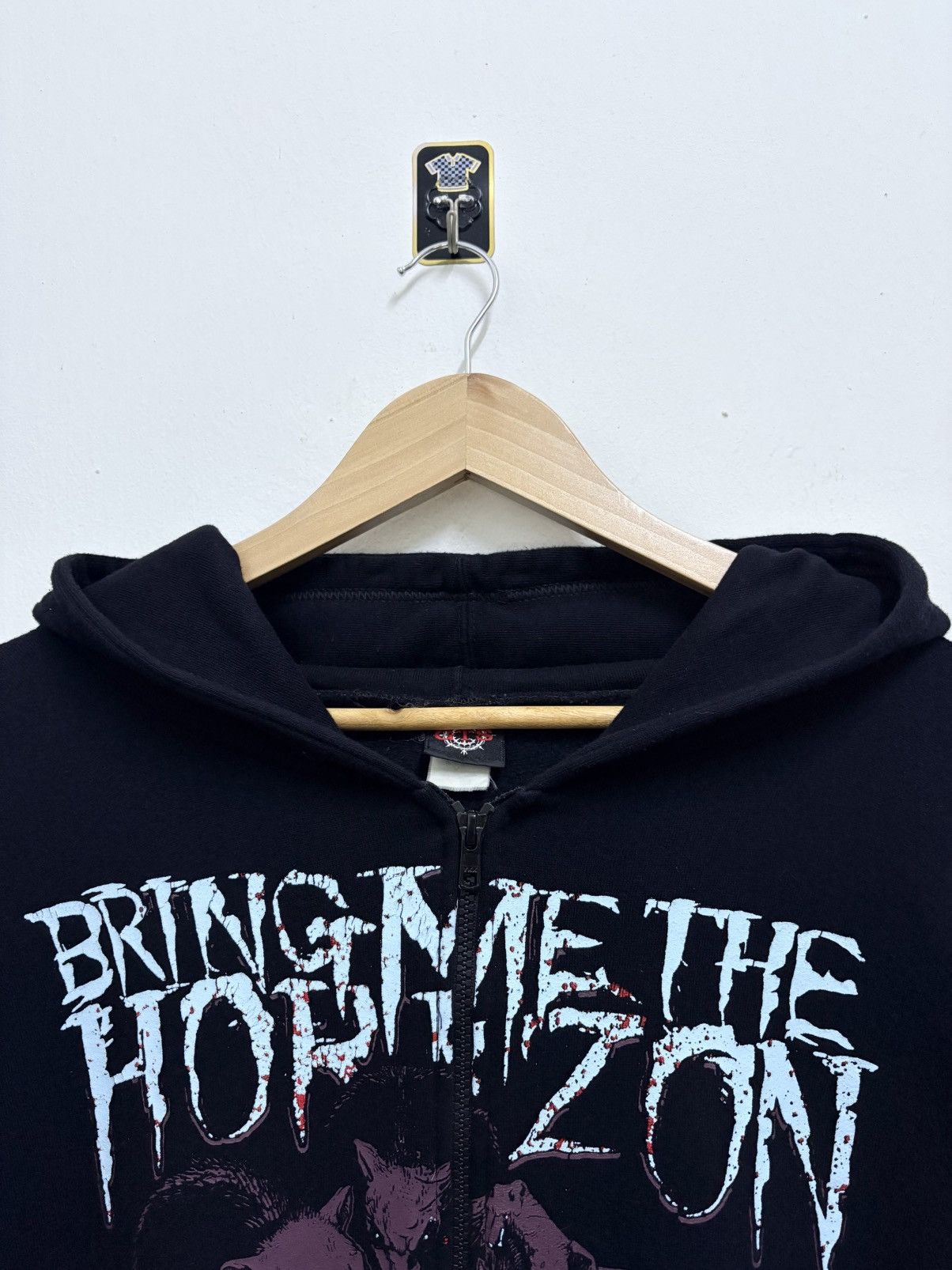 Band Tees Rare ! Bring Me The Horizon / Rats & Crow Violent Hoodie Size US XL / EU 56 / 4 - 10 Thumbnail