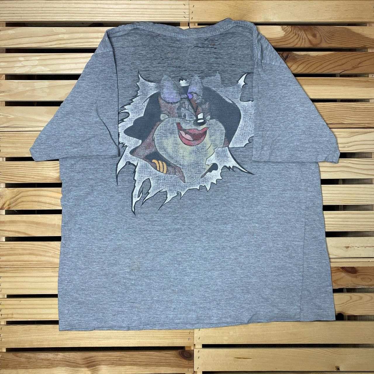 Other Vintage Looney Tunes x Taz Gray Thrashed V-Neck Tee Size 2XL Size US XXL / EU 58 / 5 - 2 Thumbnail