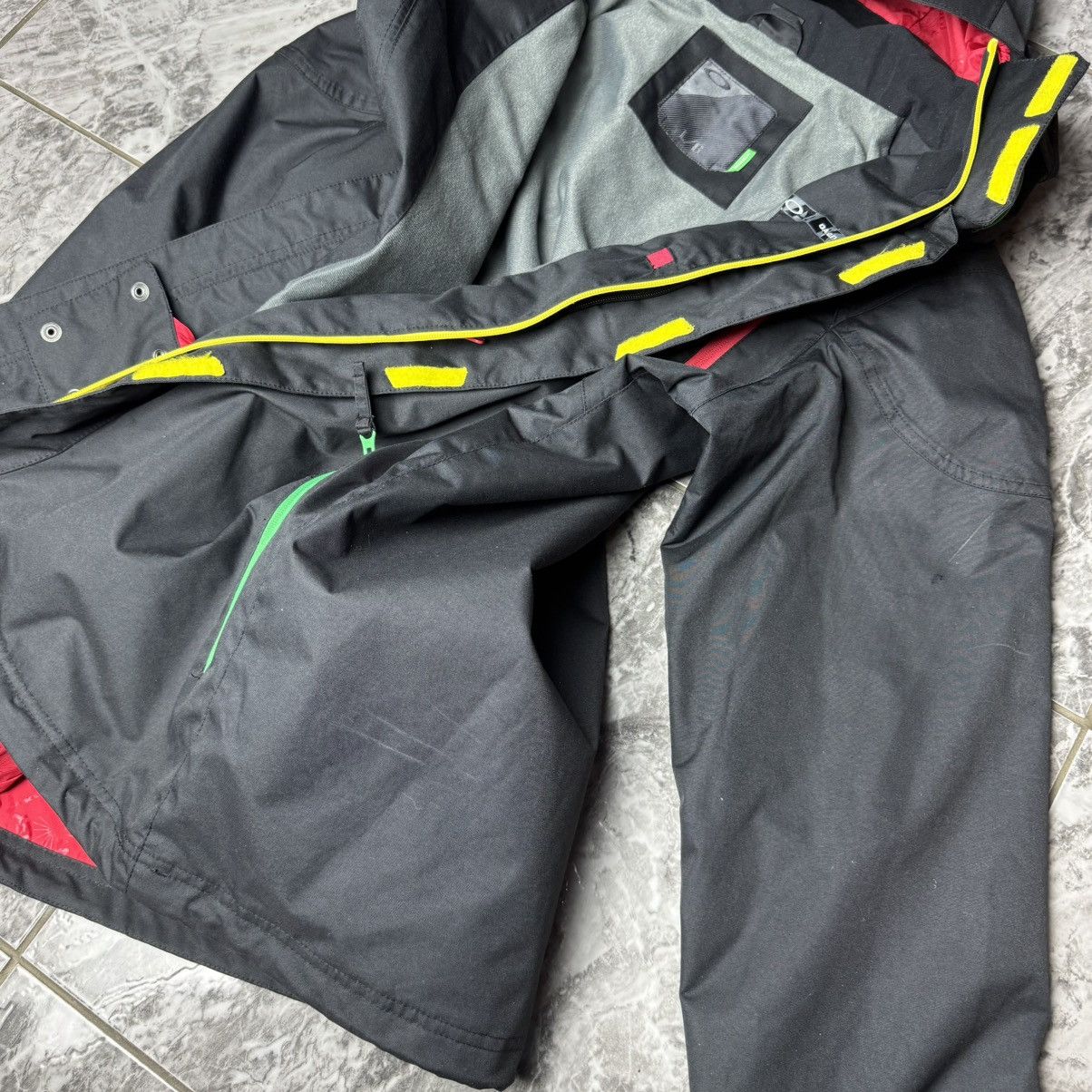 Oakley × Vintage Oakley Ski Jacket vintage Size US L / EU 52-54 / 3 - 7 Thumbnail