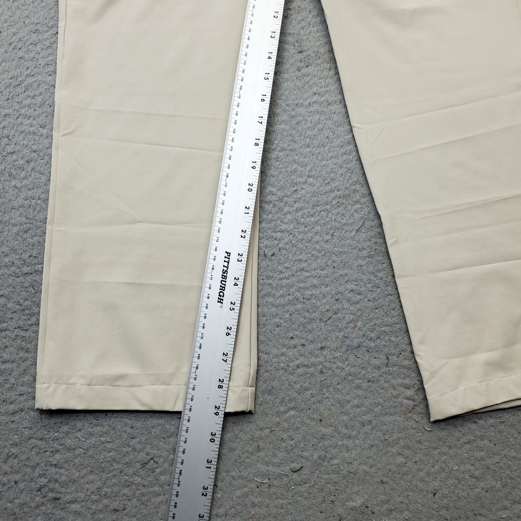 Eddie Bauer Eddie Bauer Womens Size 12 Tan Convertible Zip-Off Pants Chino Straight Leg Measurements 29" Inseam Stretch Pockets Size 34" / US 12 / IT 48 - 5 Thumbnail