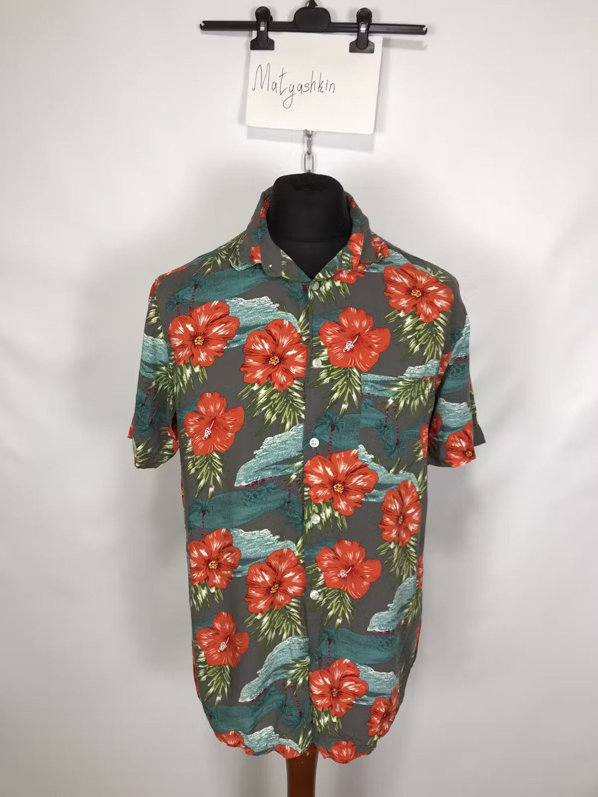 Vintage Hawaiian shirt size M Size US M / EU 48-50 / 2 - 1 Thumbnail