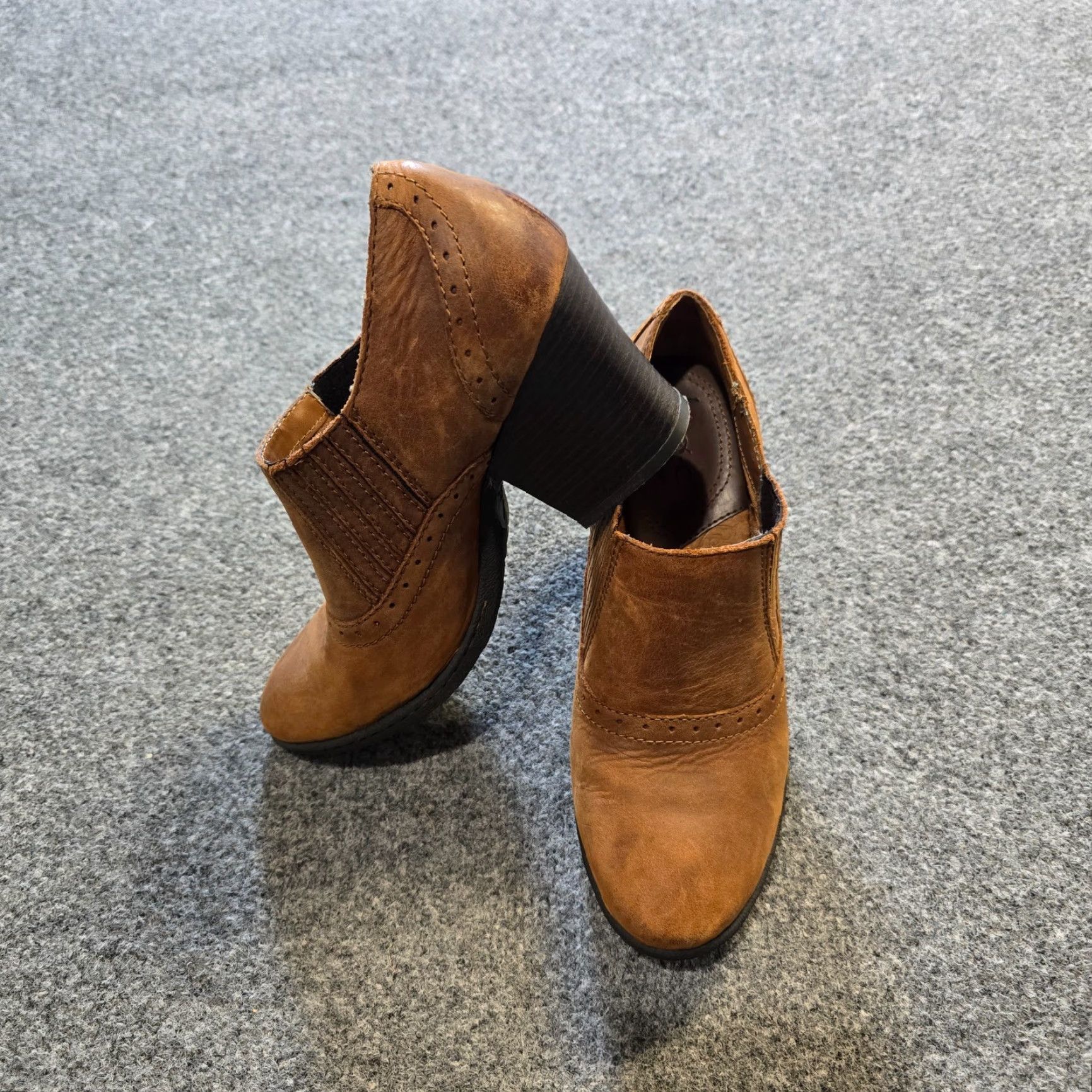 Vintage BOC Boots Women Size 8 Brown Leather Booties Short Ankle Heels Casual Bootie M Leather Rubber Size 30" / US 8 / IT 44 - 2 Thumbnail