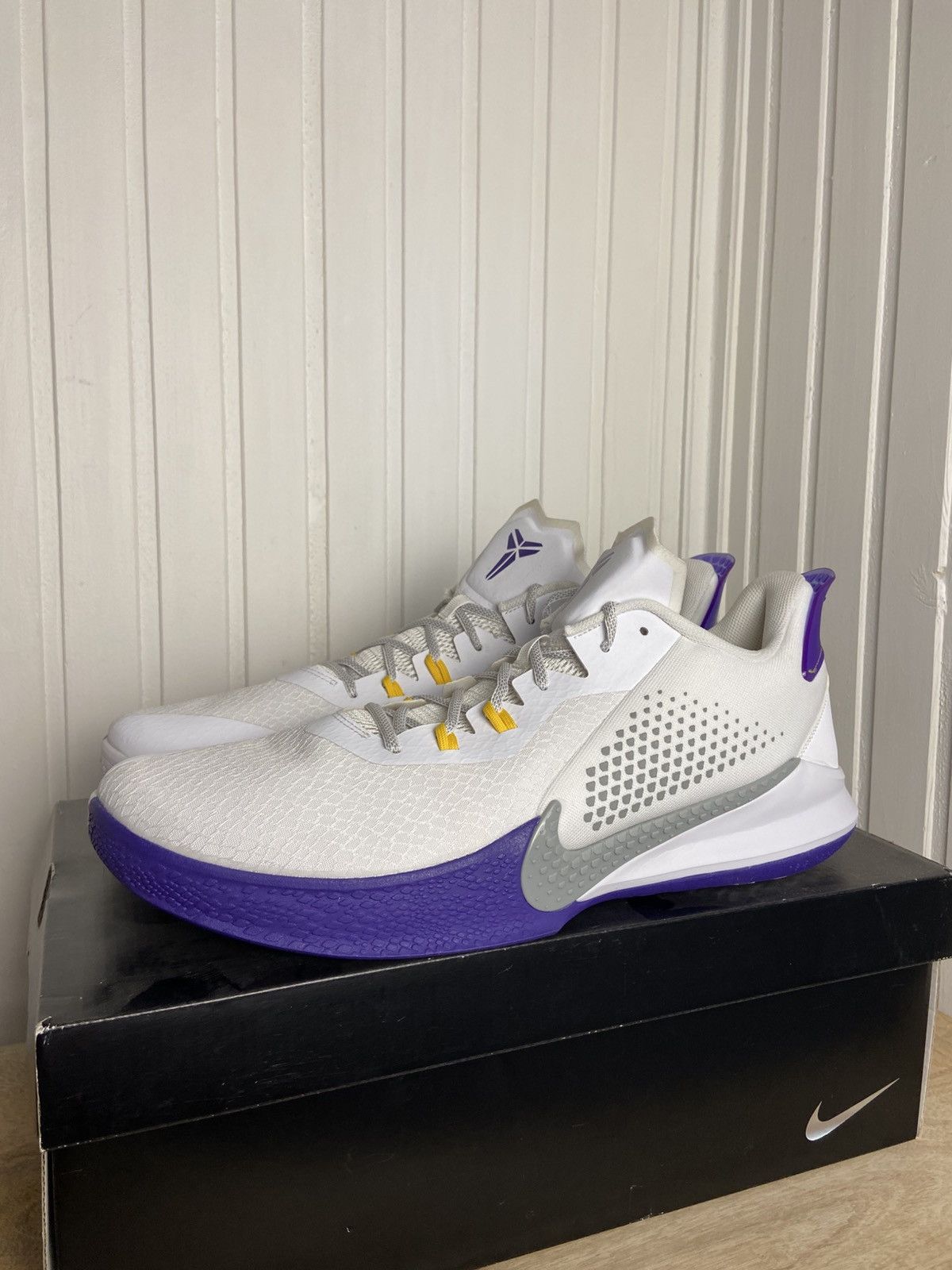 Nike New Nike Mamba Fury "Lakers Home" Size 17US Size US 15 / EU 48 - 1 Thumbnail