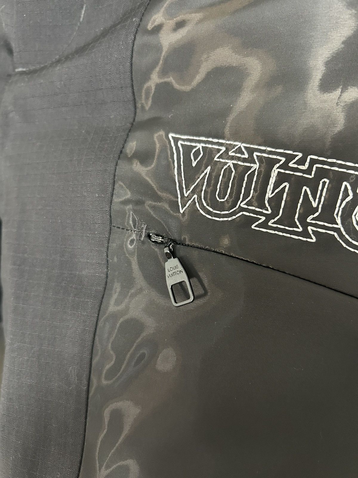 Louis Vuitton Louis Vuitton snow pants black microdown Size US 29 - 3 Thumbnail