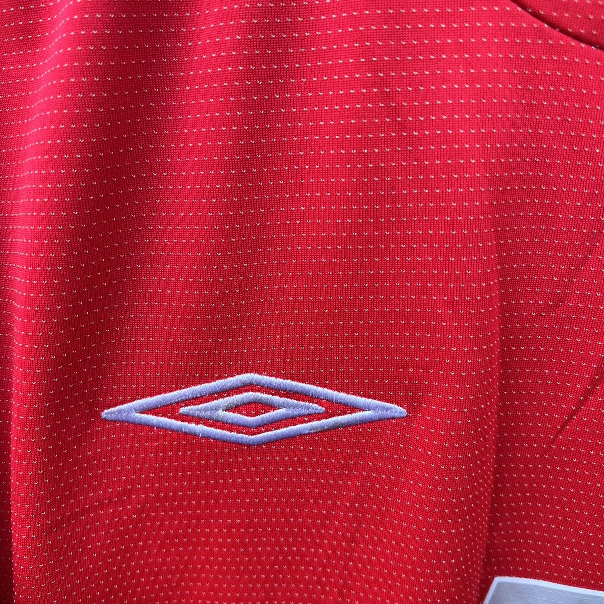 Umbro Umbro England Football Shirt Beckham 2004-2006 soccer jersey Size US M / EU 48-50 / 2 - 3 Thumbnail