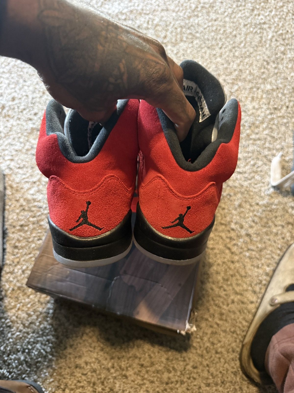 Jordan Brand Raging Bull Jordan 5 Retro Size US 9 / EU 42 - 4 Thumbnail