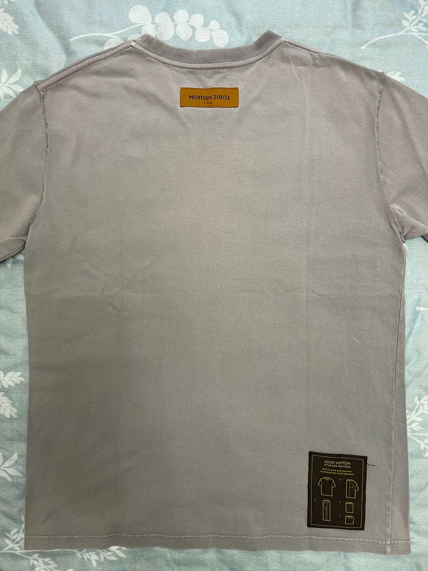 Louis Vuitton Louis Vuitton manual gray tee men's XXL Size US XXL / EU 58 / 5 - 2 Thumbnail