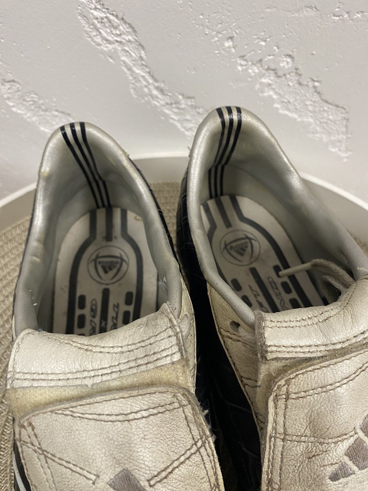 Adidas Rare Vintage Adidas F30 TRX Spider Soccer Cleats Size: 42 Size US 9 / EU 42 - 8 Thumbnail