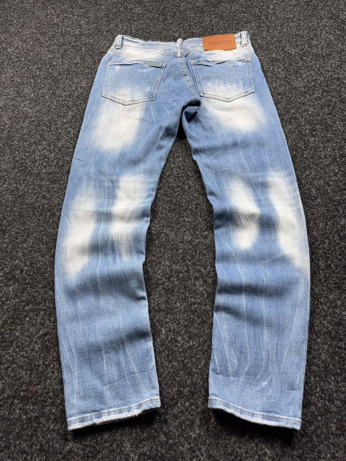 Dsquared2 Luxury 00s Dsquared2 Distressed Light Wash Straight Jeans Size US 32 / EU 48 - 11 Thumbnail
