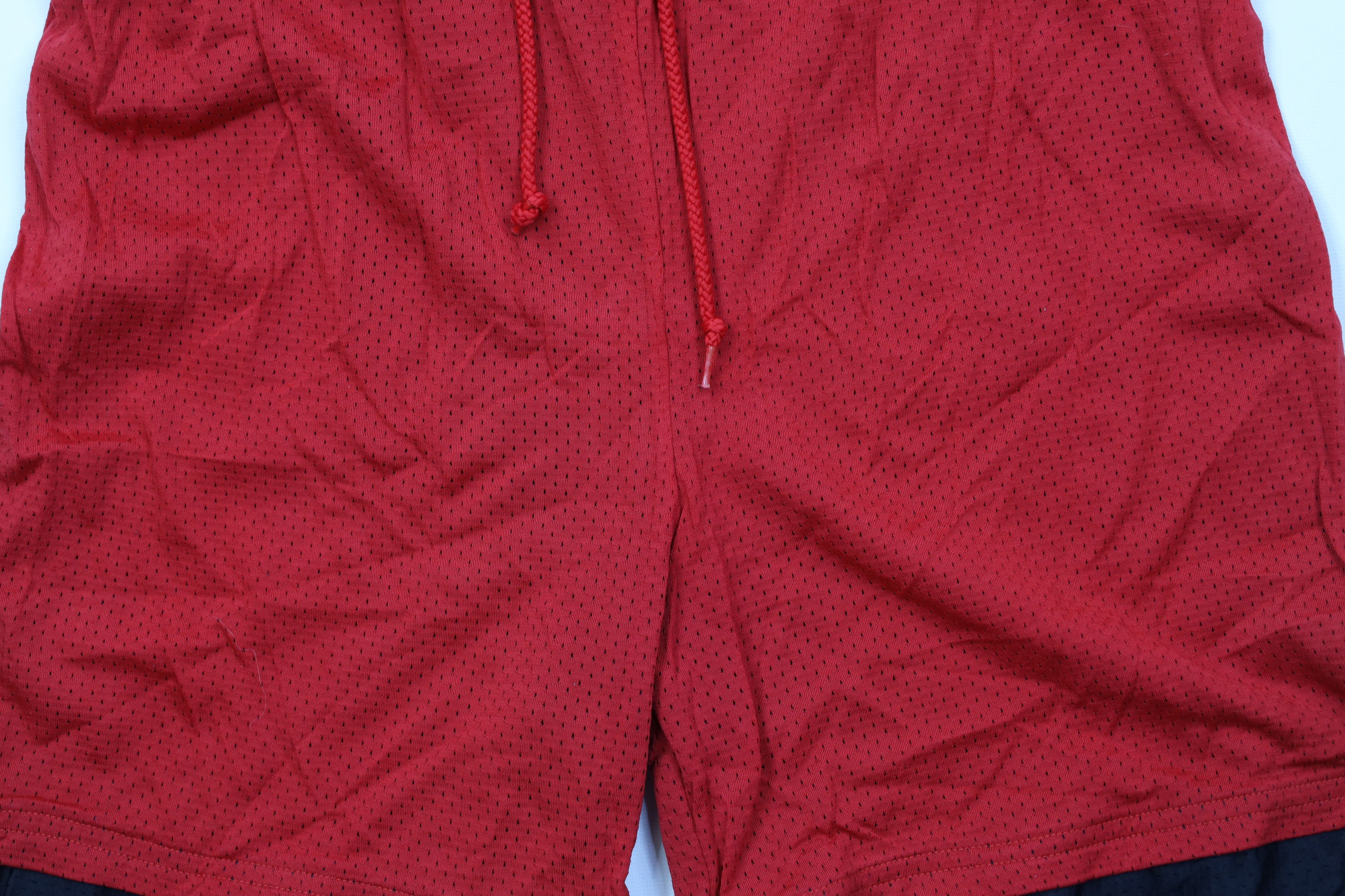 Vintage Vintage 90s Streetwear Layered Mesh Above Knee Shorts Red Size US 32 / EU 48 - 3 Thumbnail