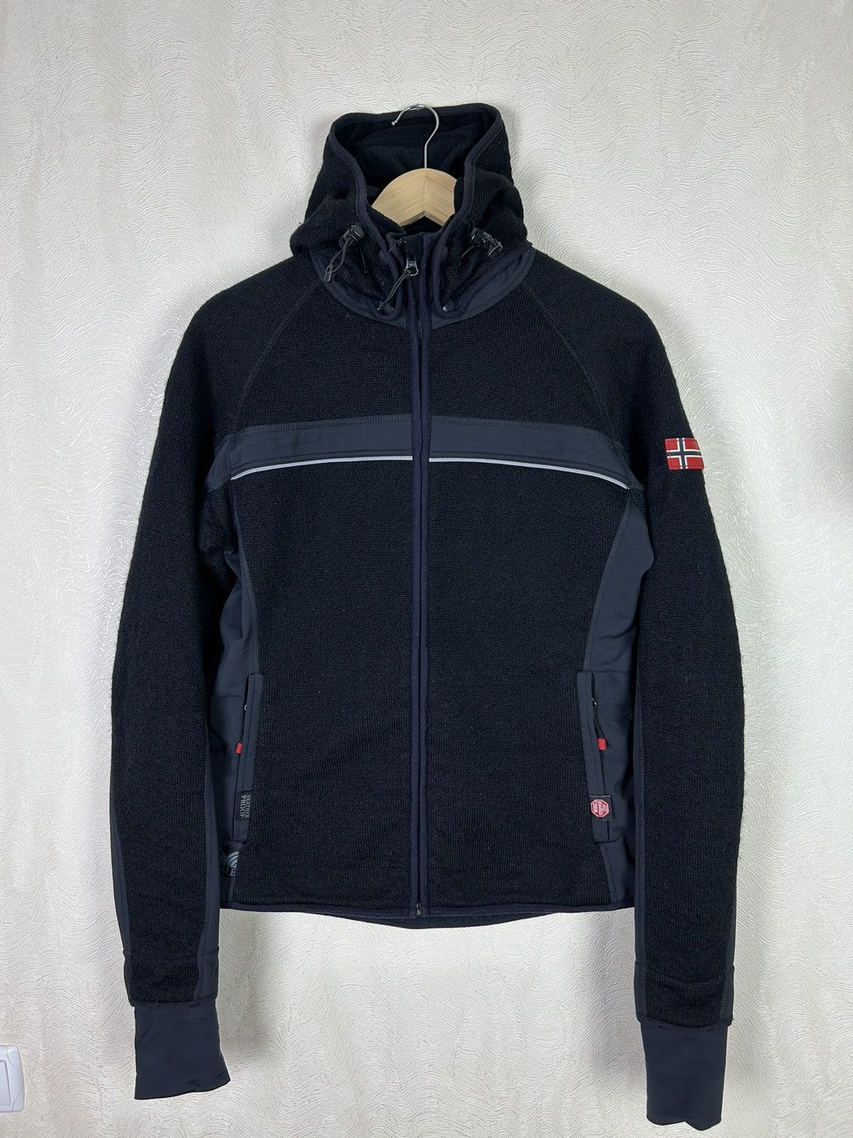 Dale Of Norway Dale of Norway Dalekvam Wool Zip Winter Jacket Sz Large Size L / US 10 / IT 46 - 2 Thumbnail